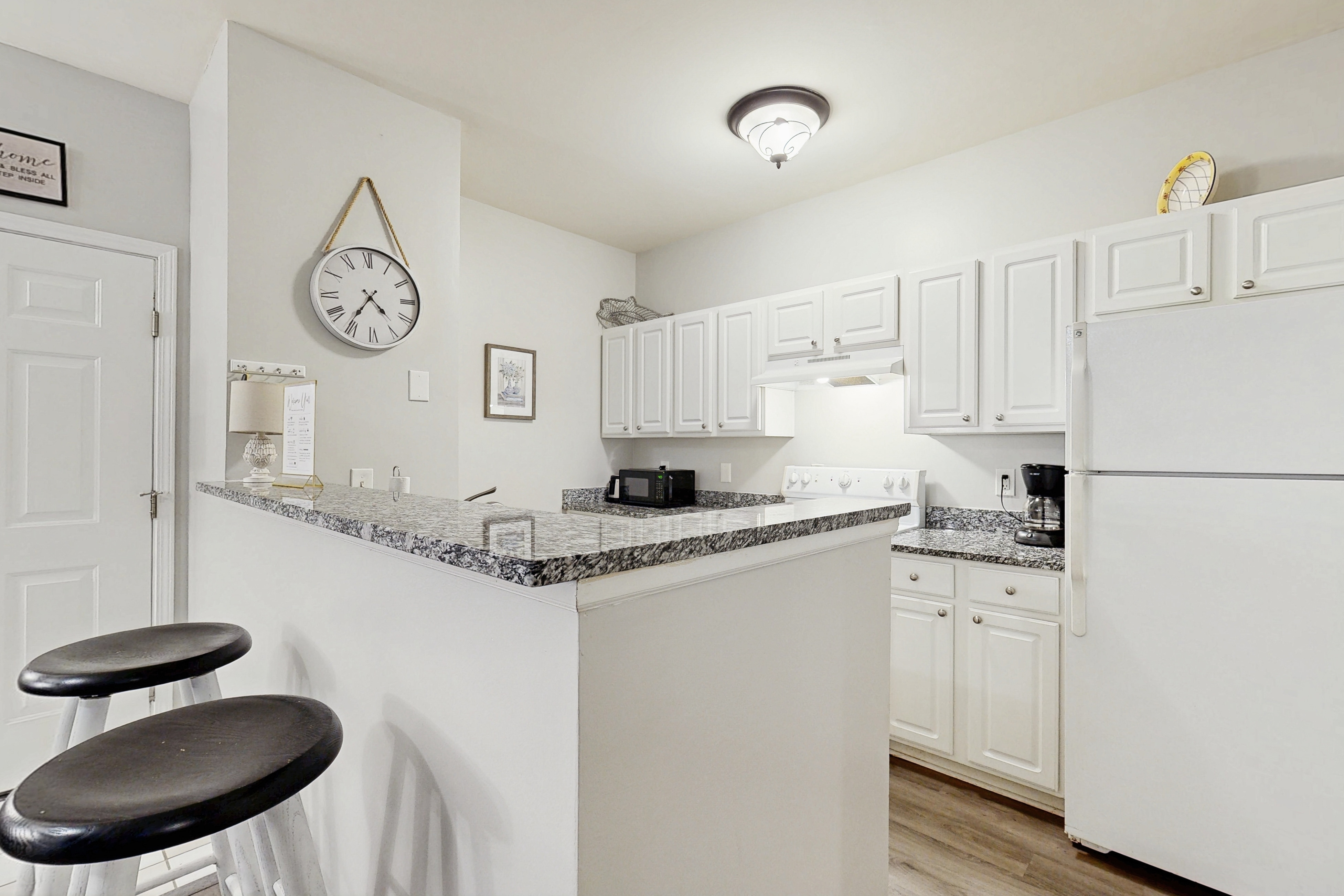 Fully-furnished first-floor condo with pool & private washer/dryer- dog-friendly Fully-furnished first-floor condo with pool & private washer/dryer- dog-friendly