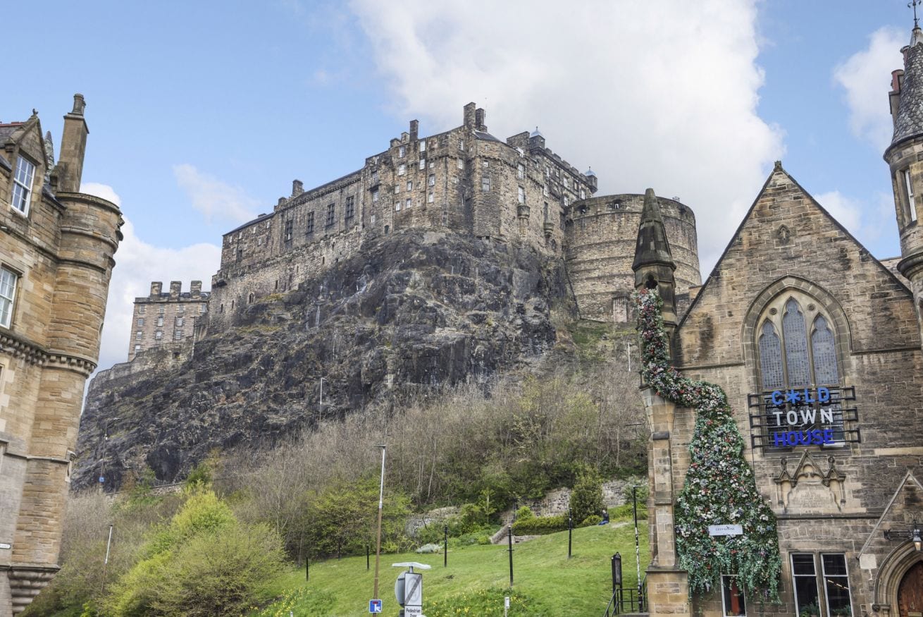 Property Image 2 - Heart Of Grassmarket 1-BR Apartment