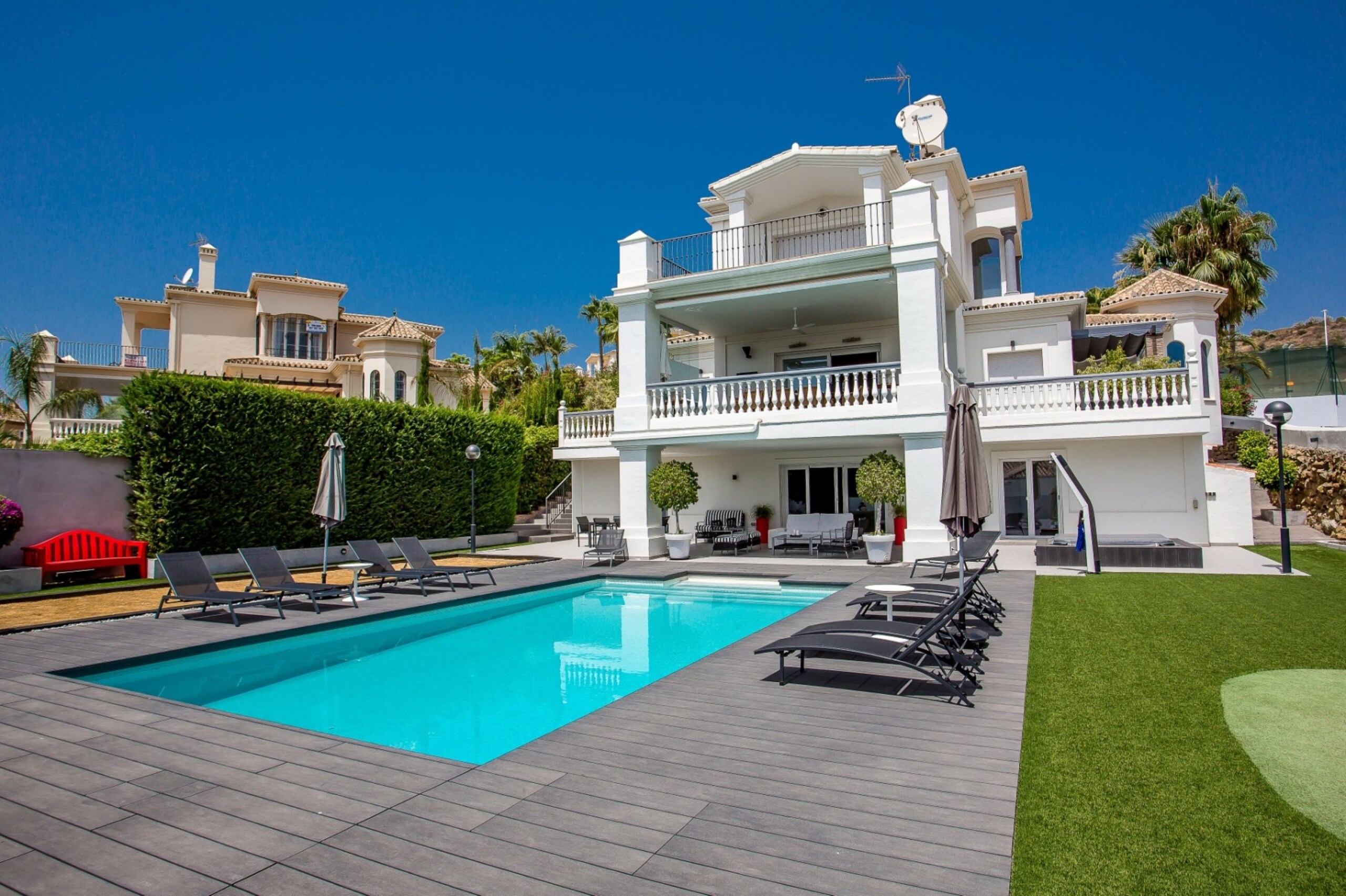 Property Image 1 - FANTASTIC LUXURY VILLA NEAR MARBELLA