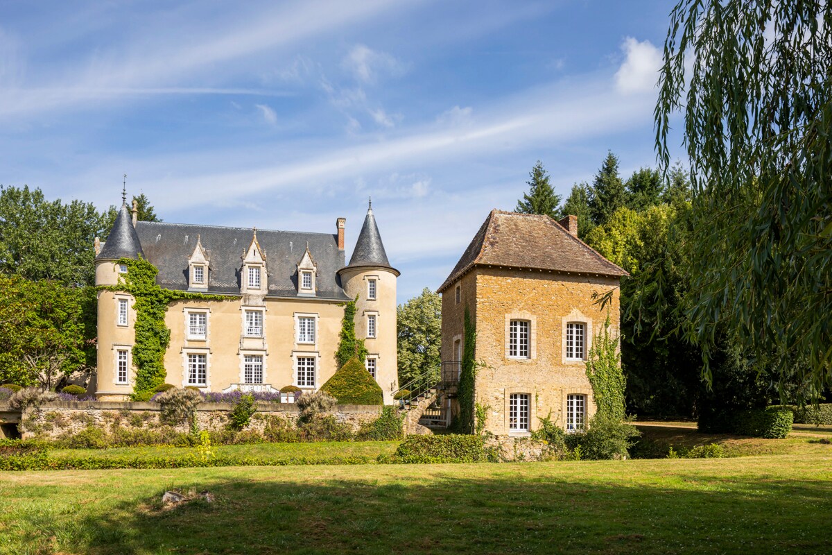 Property Image 1 - Chateau De La Manay