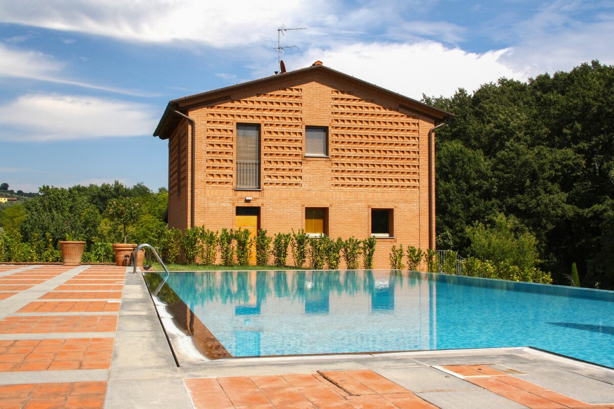 Property Image 1 - La Casetta Rossa