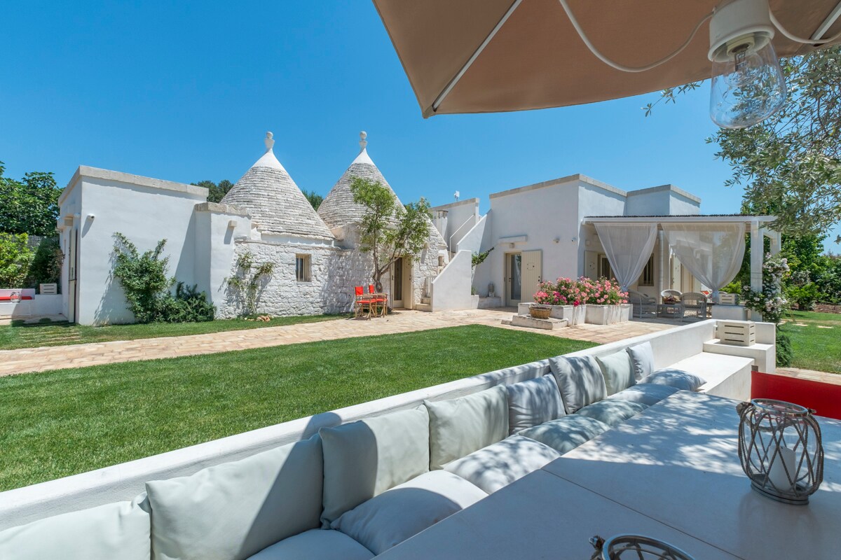 Trulli La Pietrina & Annexe