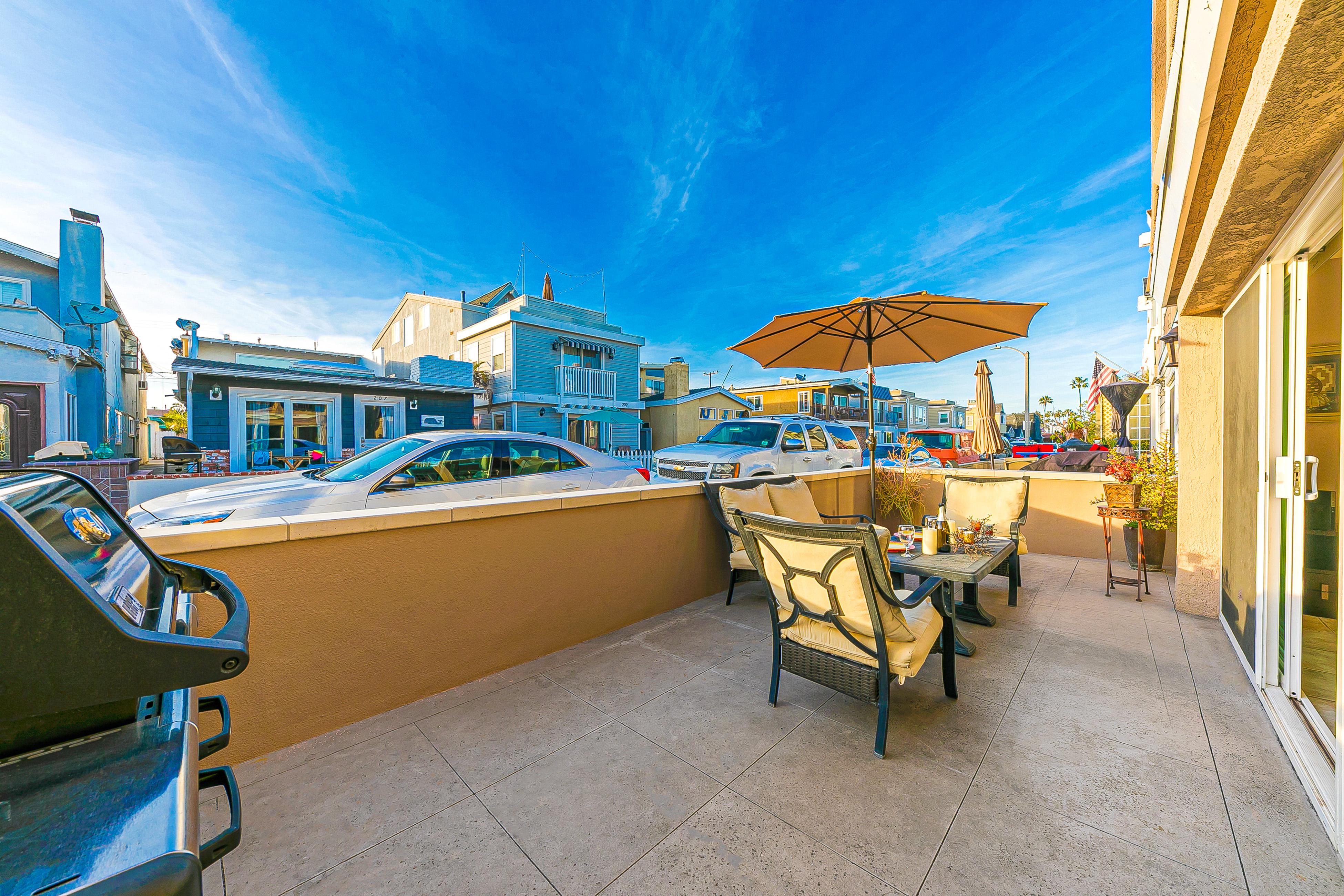 Newport Beach Simplicity