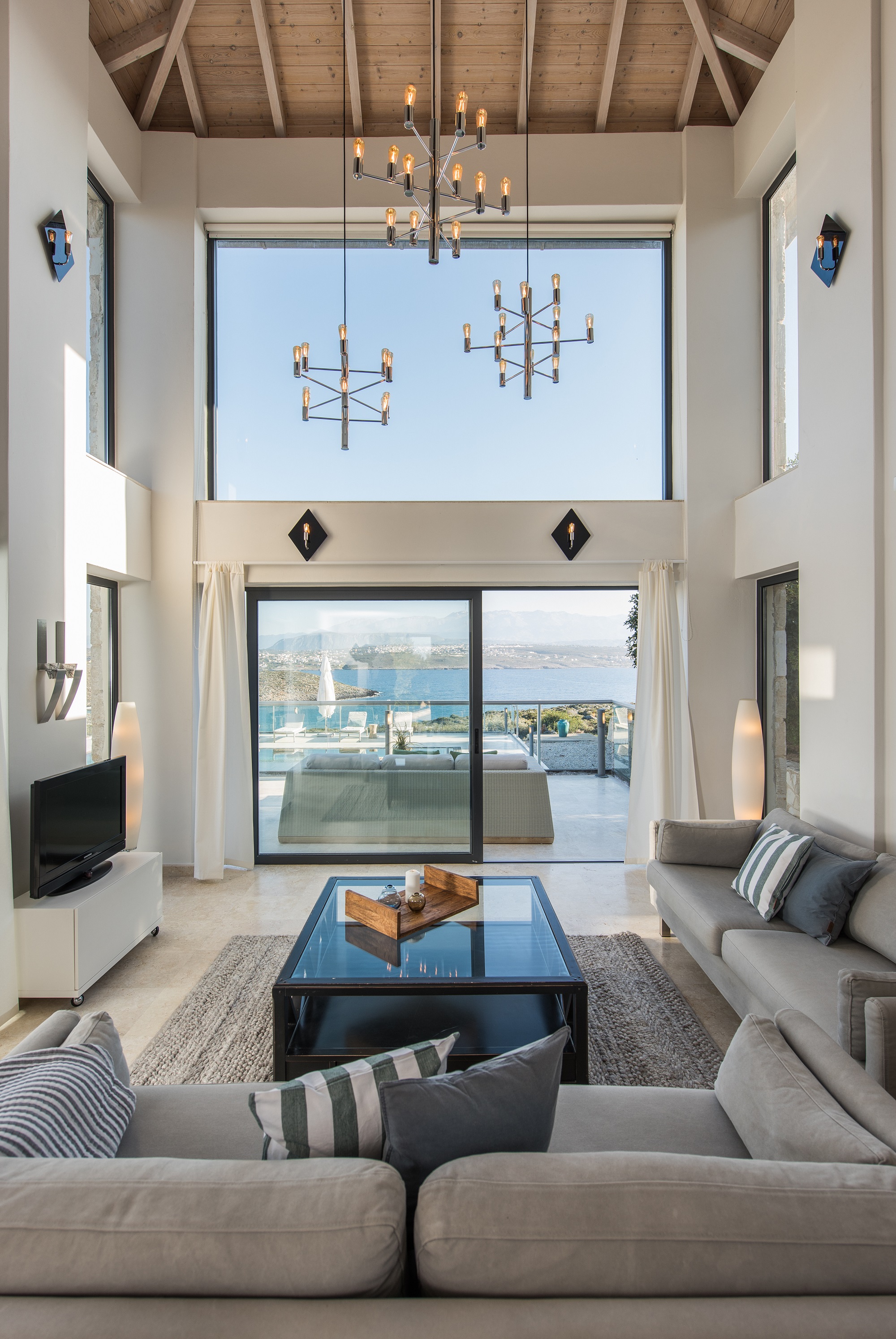 Property Image 1 - Stunning Sea Front Villa With Phenomenal Design