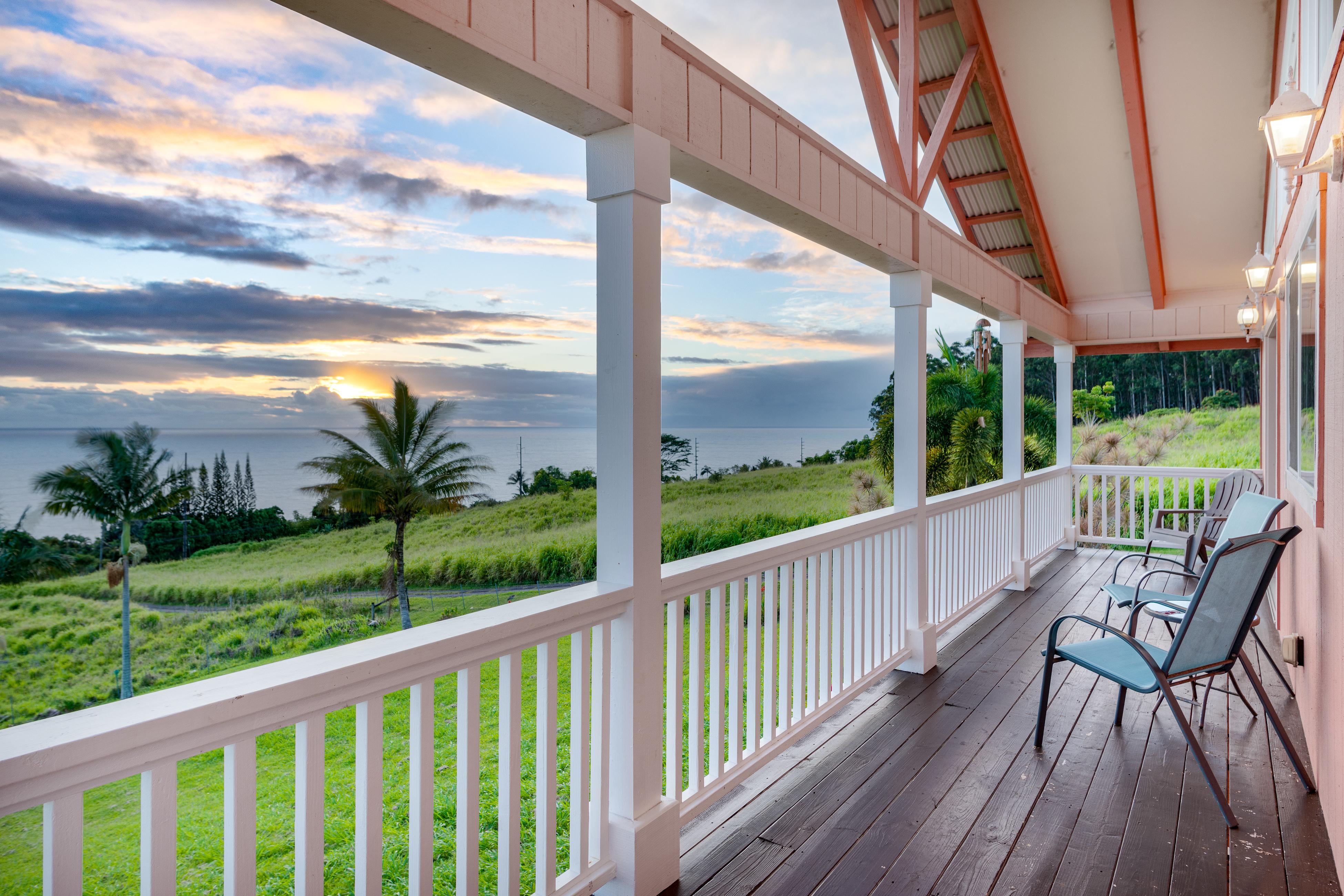 Property Image 1 - Big Island Getaway, Ocean View Paradise