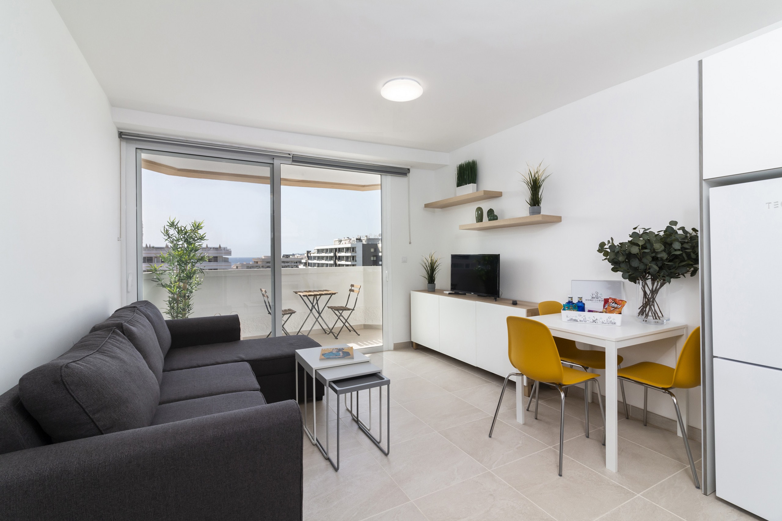 Property Image 1 - nice apartment of  recently renovated in Arona 
