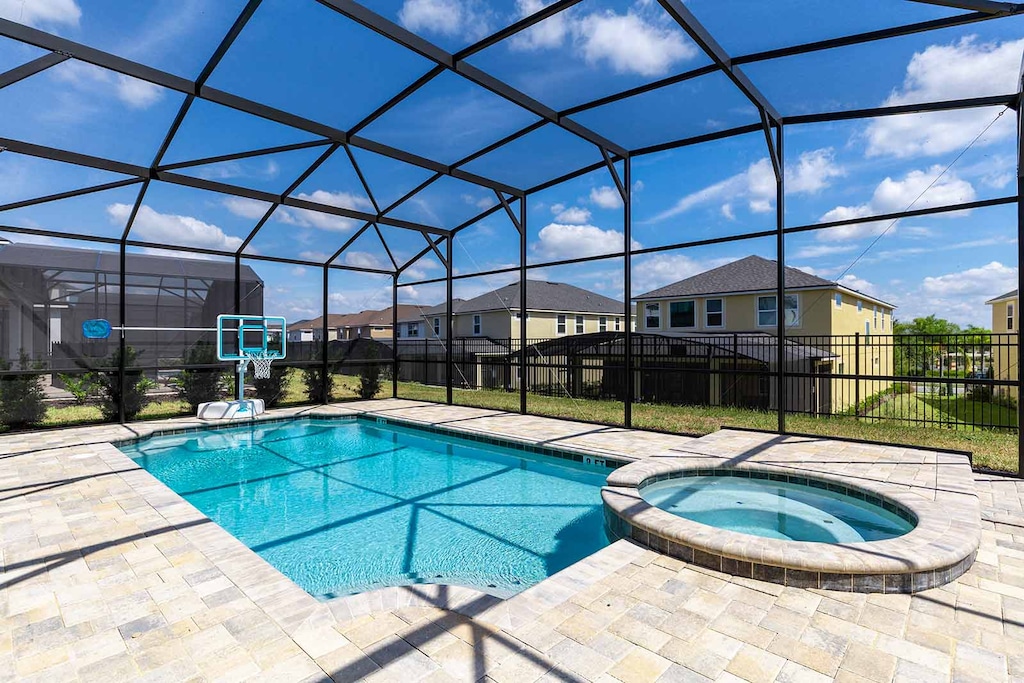 Private Pool & Patio