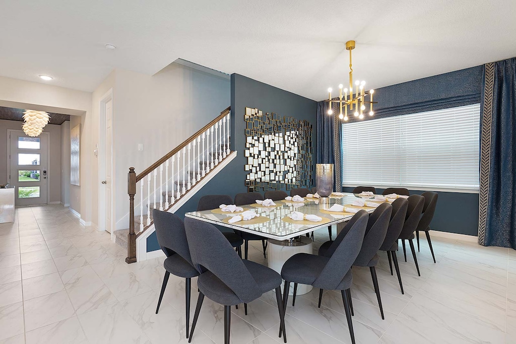 Dining Room *Highlight*