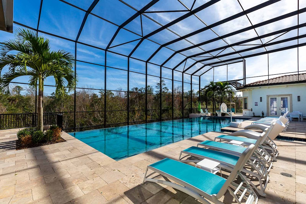 Private Pool & Patio