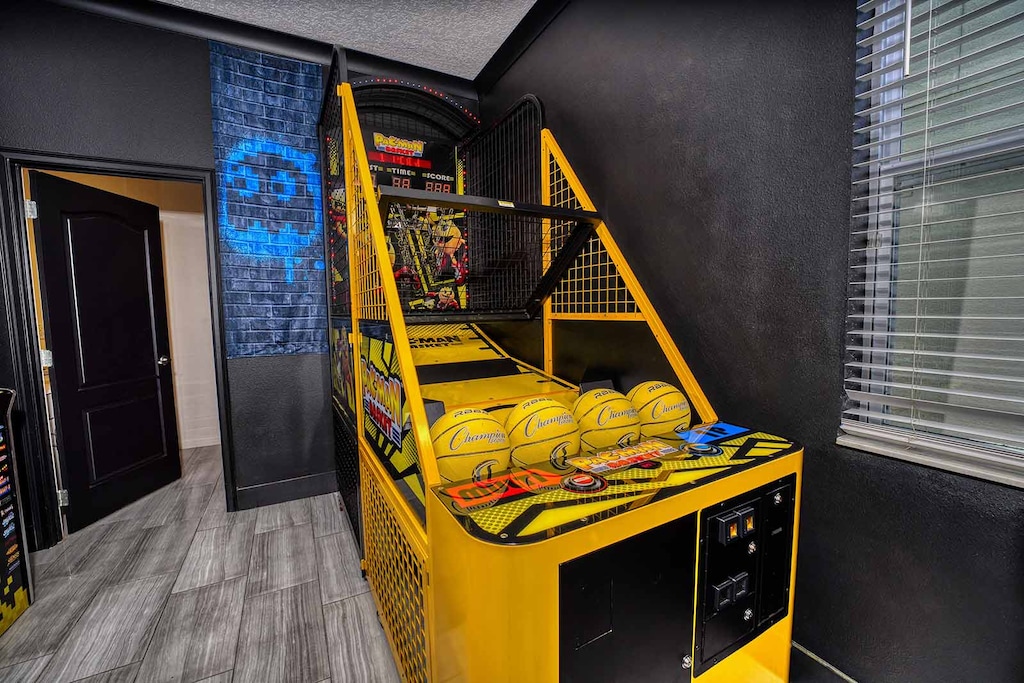 Arcade w/ Basketball Machine & More