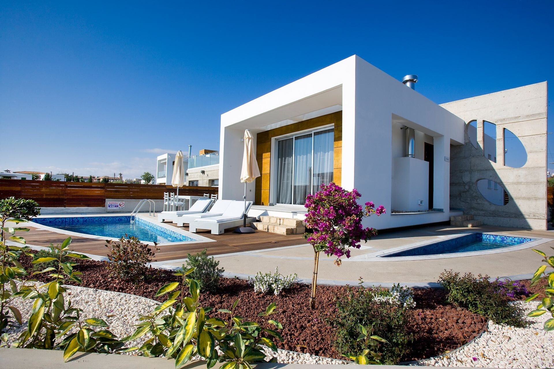 Property Image 1 - Luxurious Beach Villa Sky (1 Bedroom Villa)
