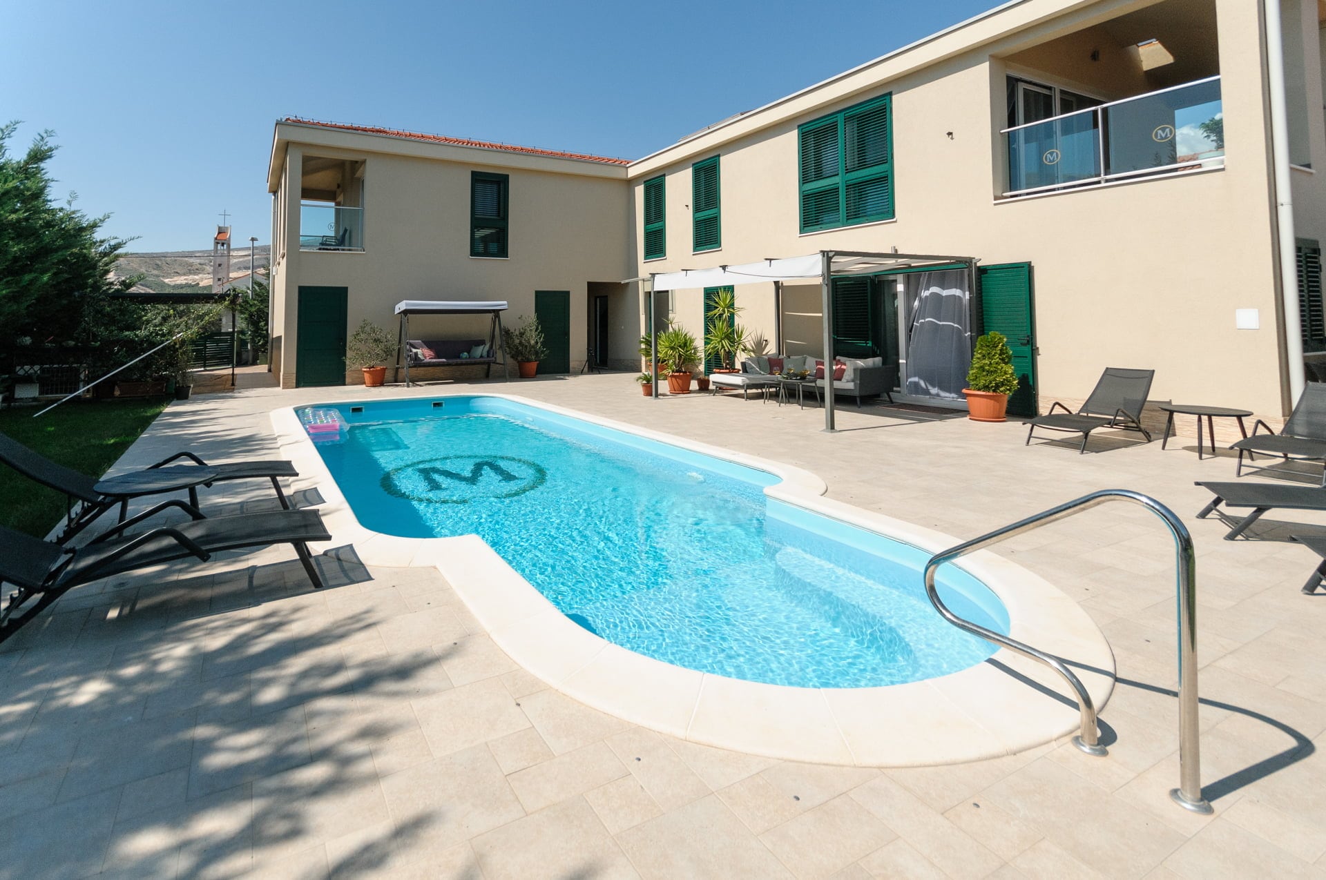 Property Image 2 - Villa Mavis with Heated Pool
