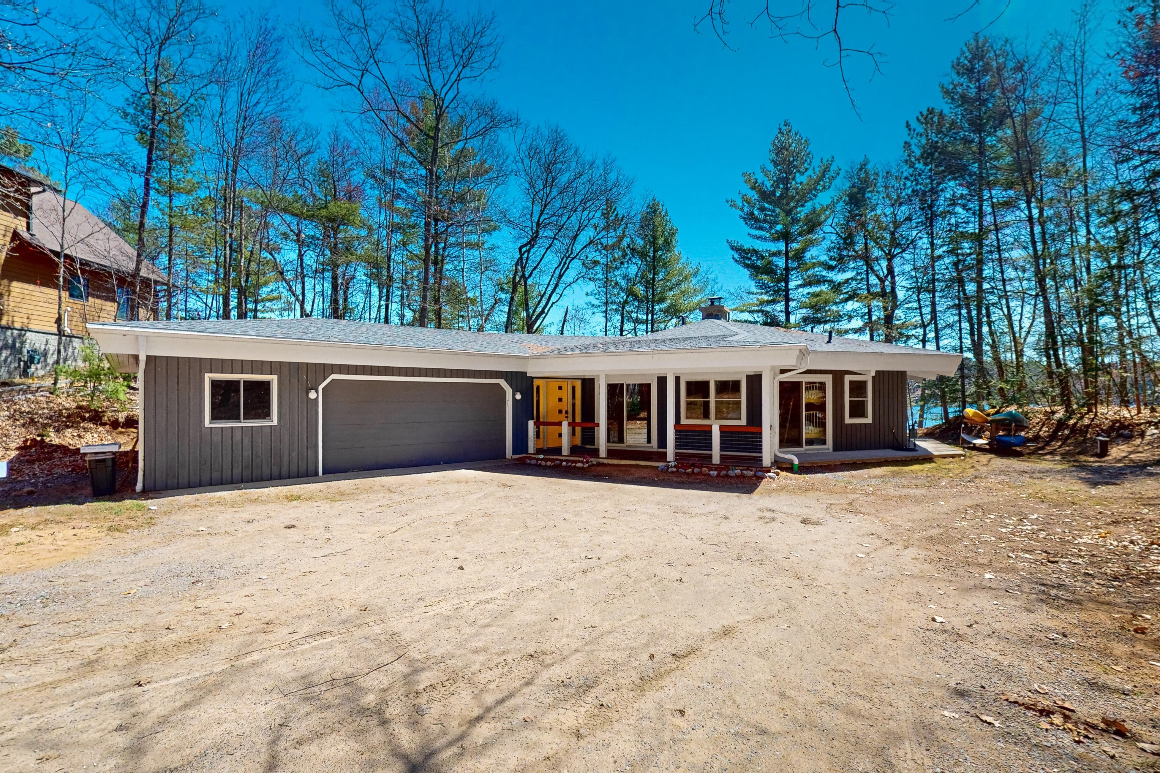 Property Image 1 - The Octagon on Bass Lake