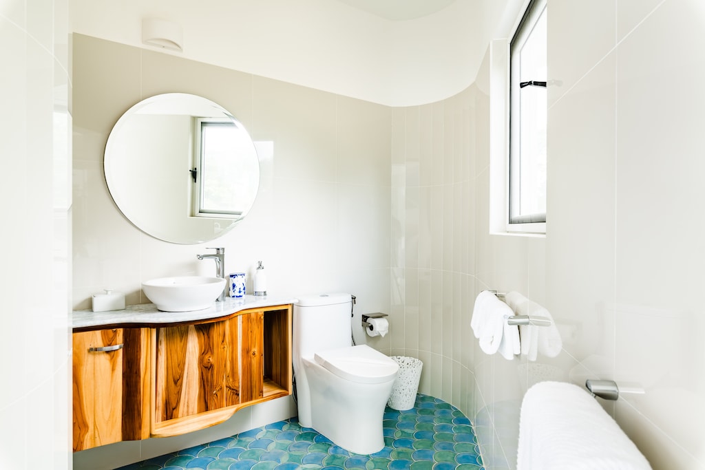 With its own en-suite bathroom