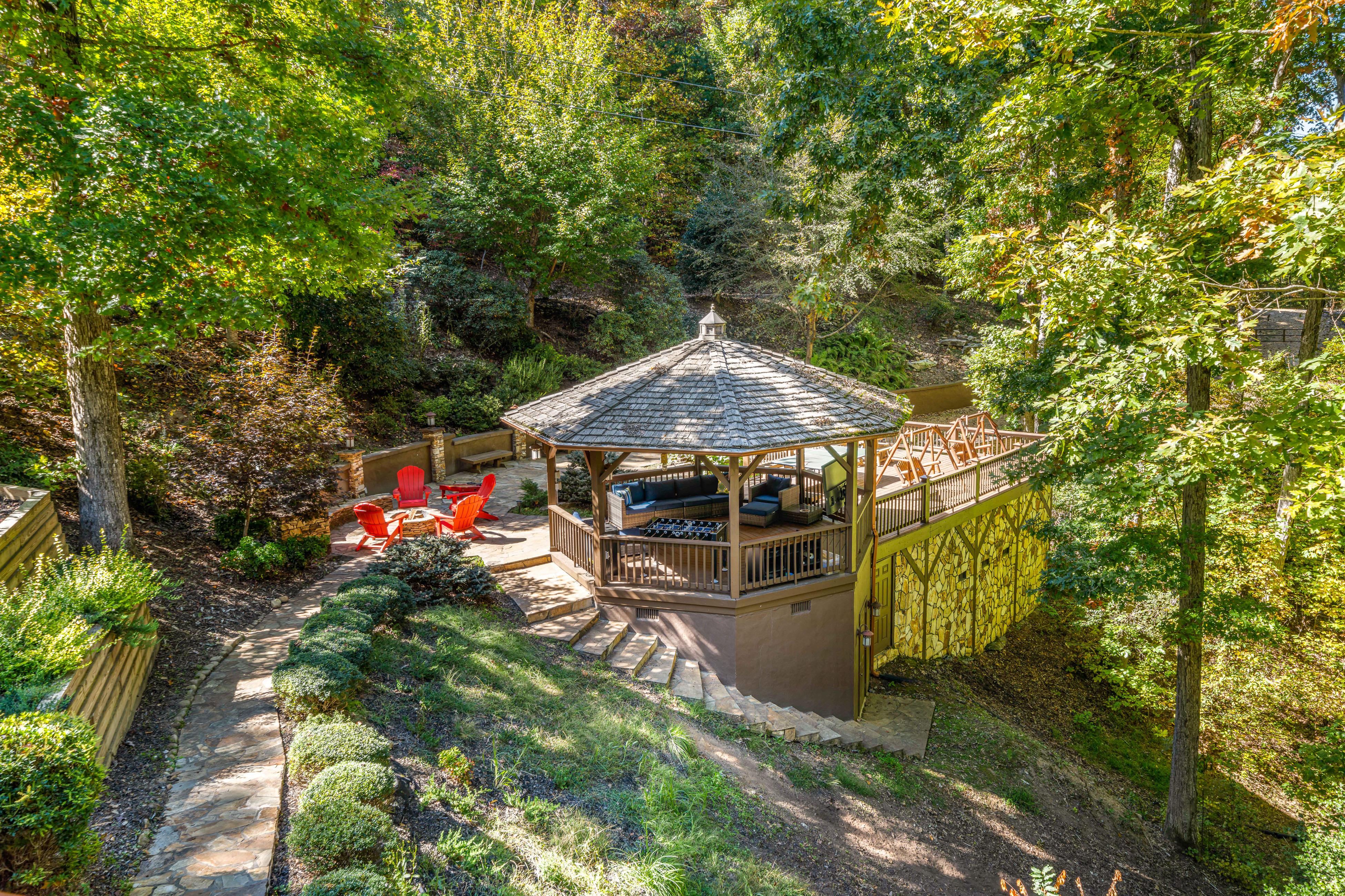 Property Image 2 - Oasis In the Mountains