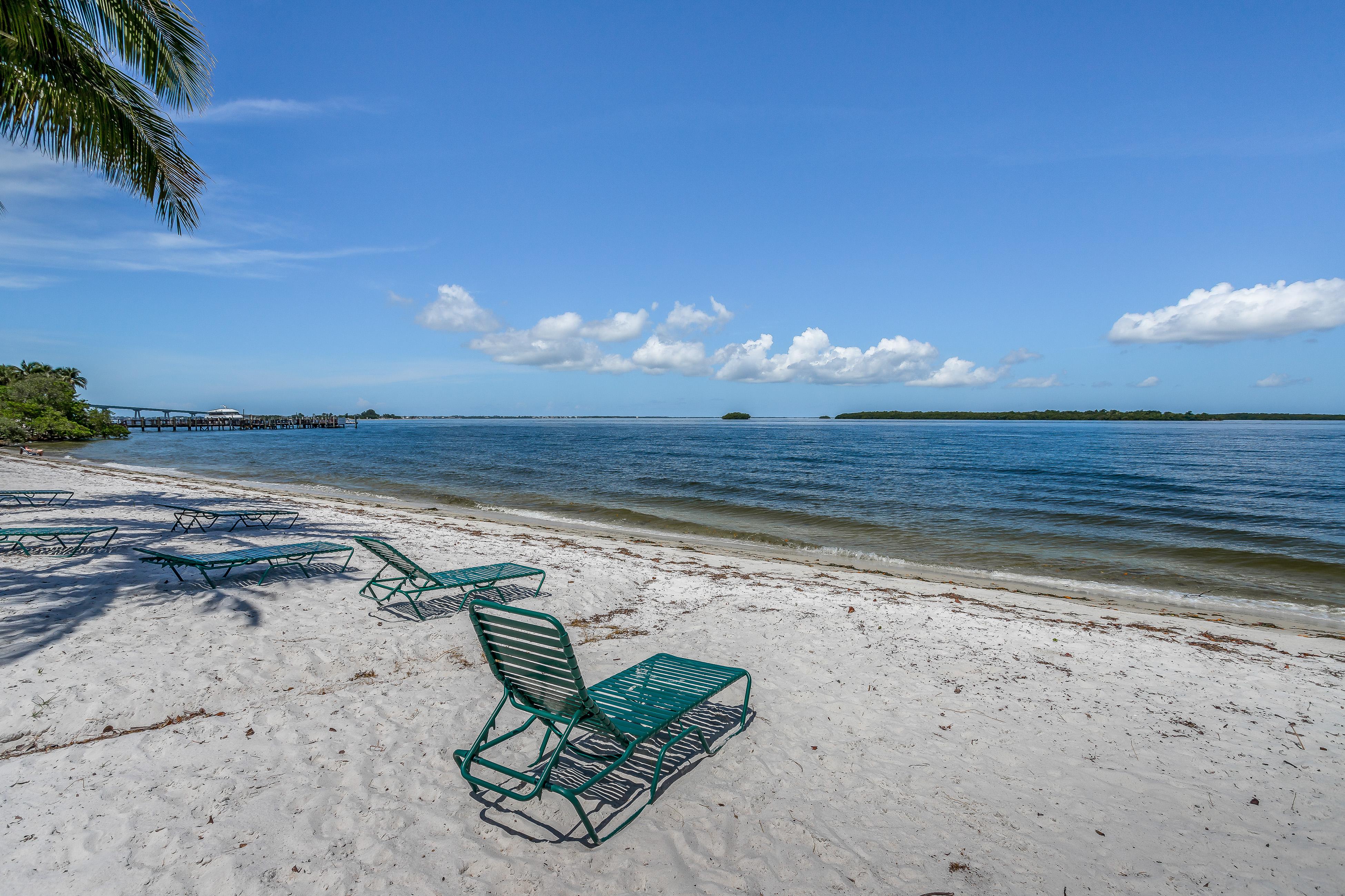 Property Image 2 - Sanibel Sunsets