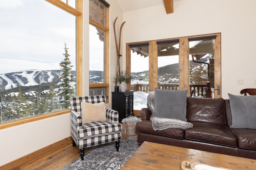 Enjoy the stunning views | Main Level