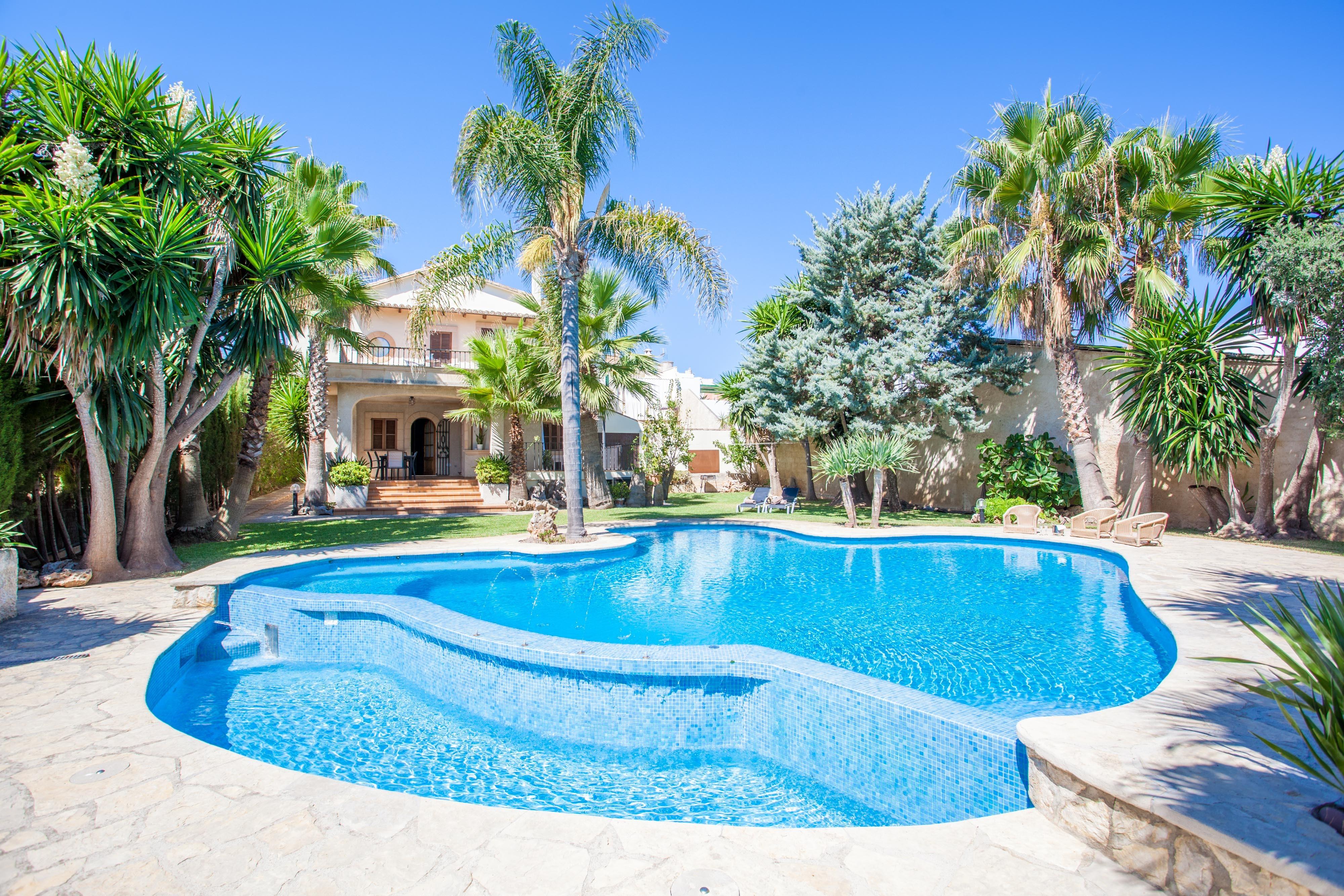 Property Image 2 - CAN GUAL - Wonderful villa with private pool in the center of the island. Free WiFi