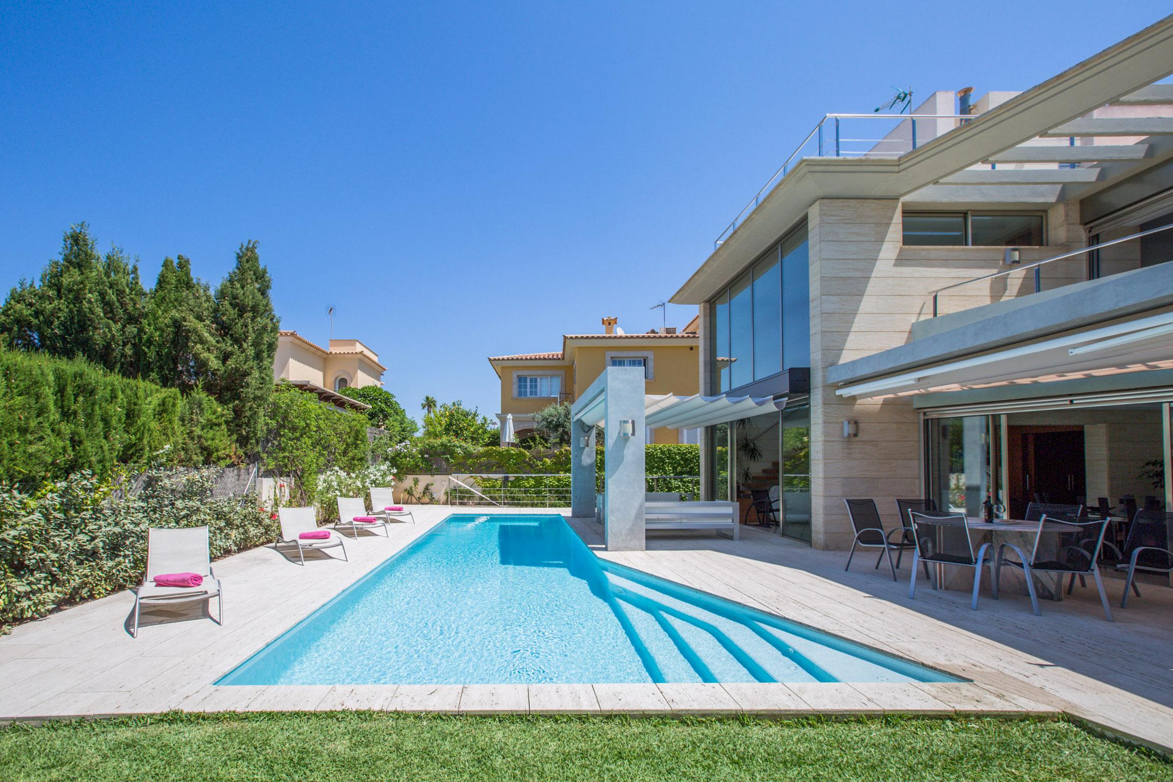 Property Image 2 - VILLA AGUSMAR - Modern beach house with small gym, leisure area, private pool and partial views to the sea
