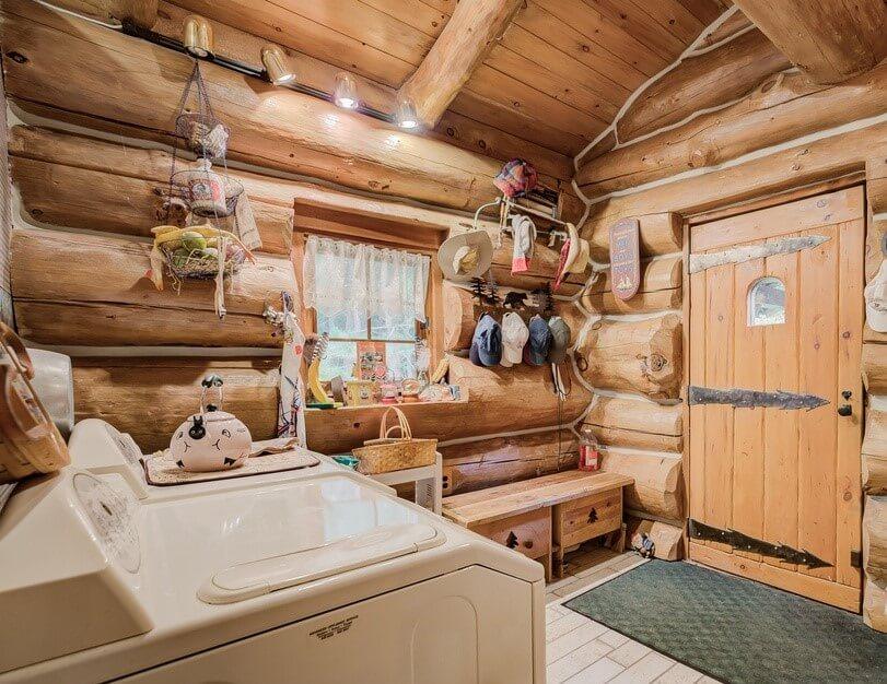 Dream Catcher Log Cabin