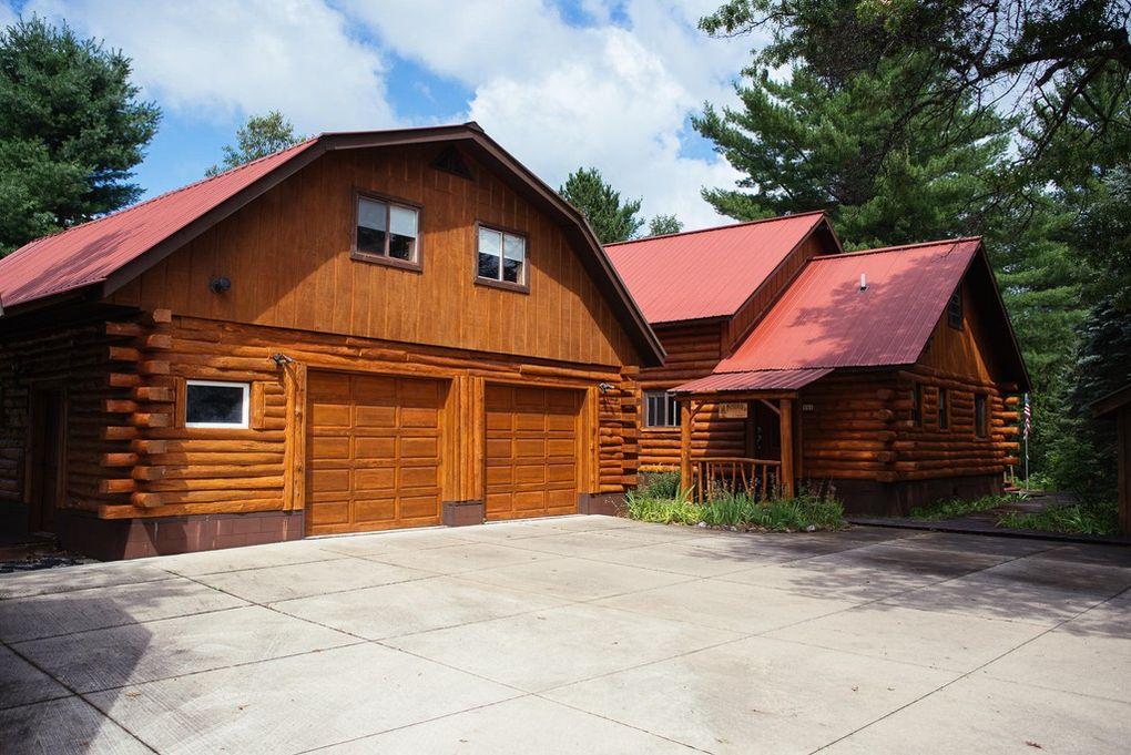 Property Image 2 - Lodge on the Manistee