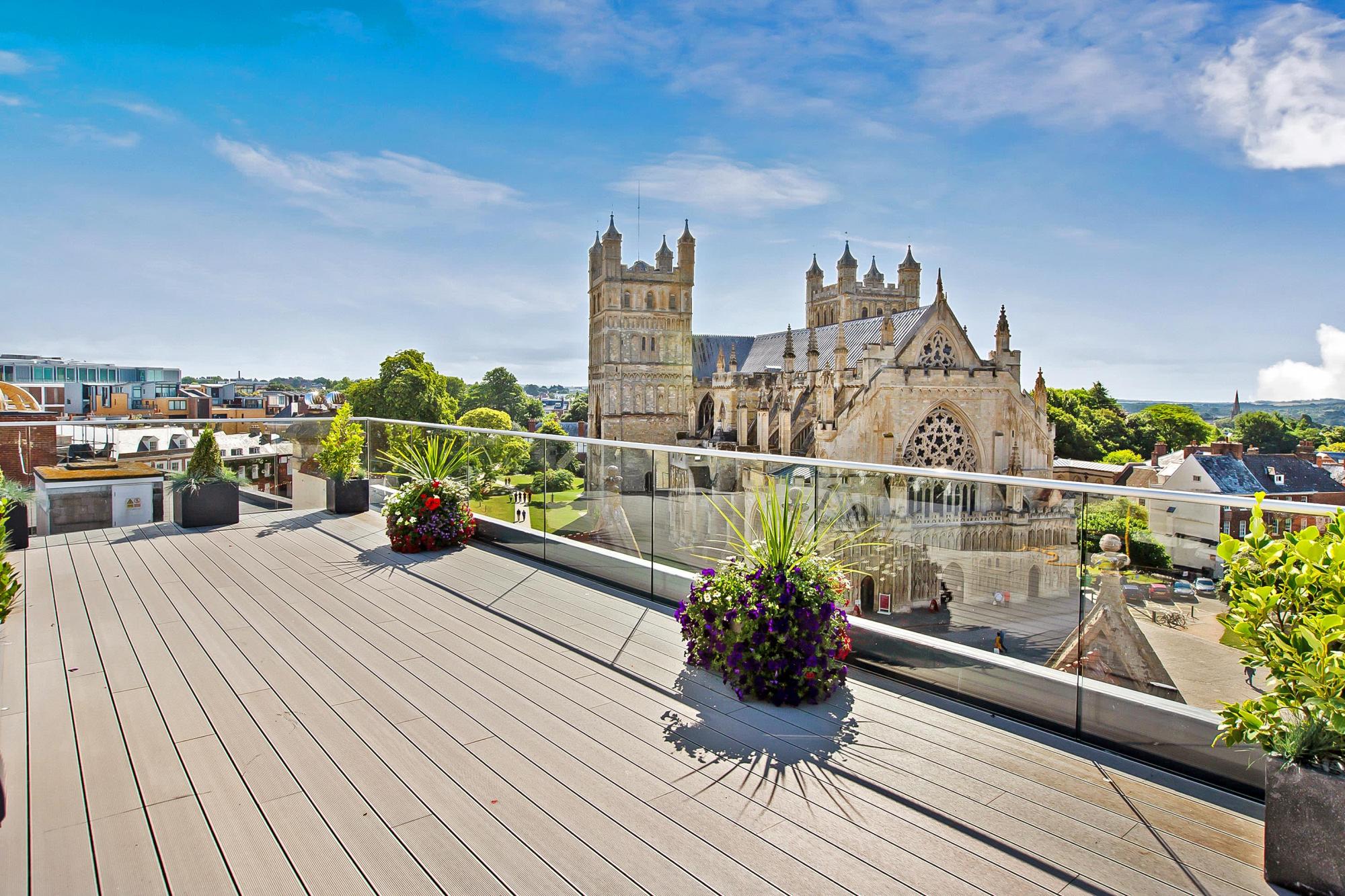 Property Image 2 - The Penthouse - With 360 private terrace views of the Cathedral and Exeter City
