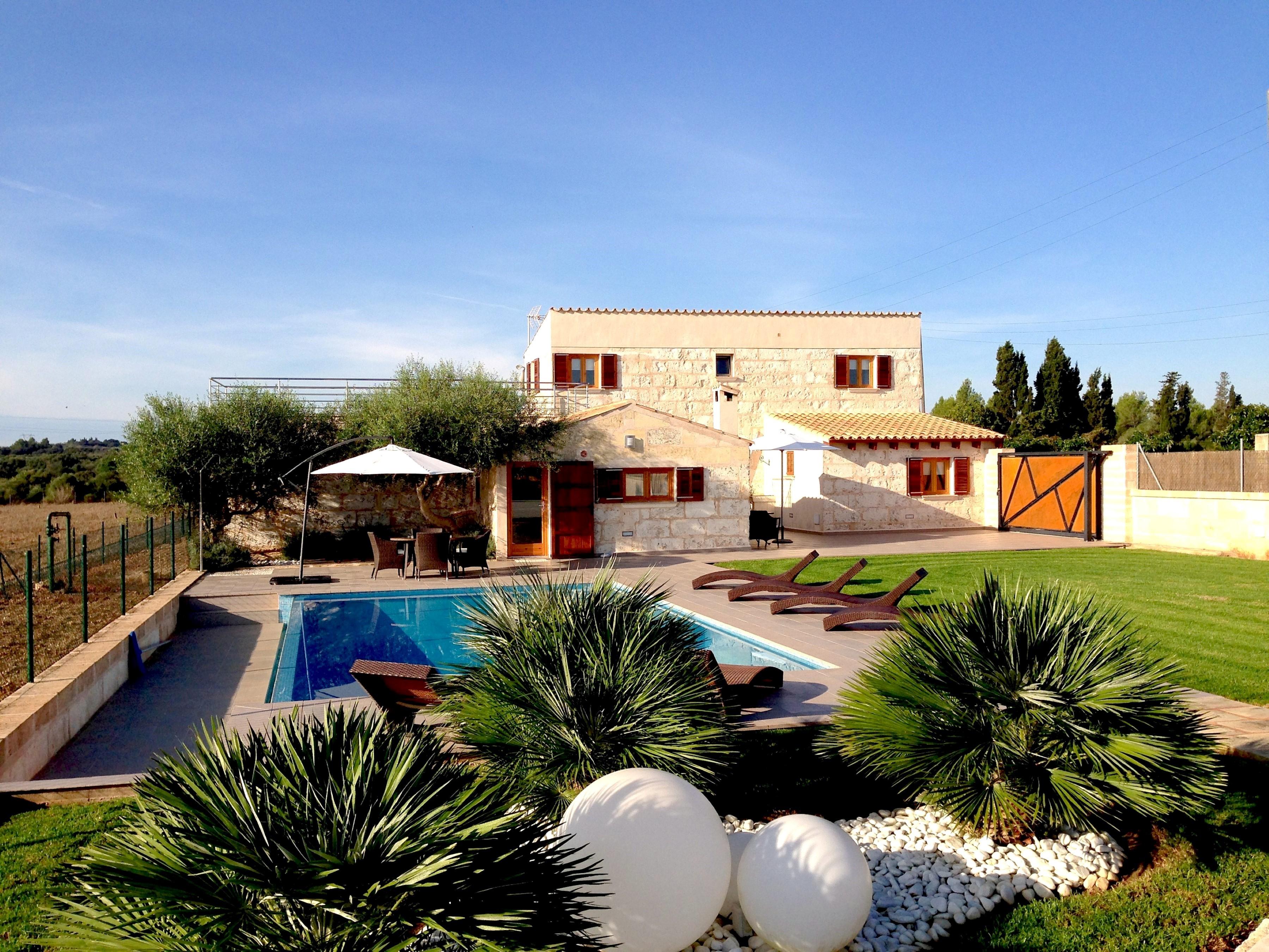 Property Image 2 - VINAGRELLA - Villa with private pool in Llubi. Free WiFi