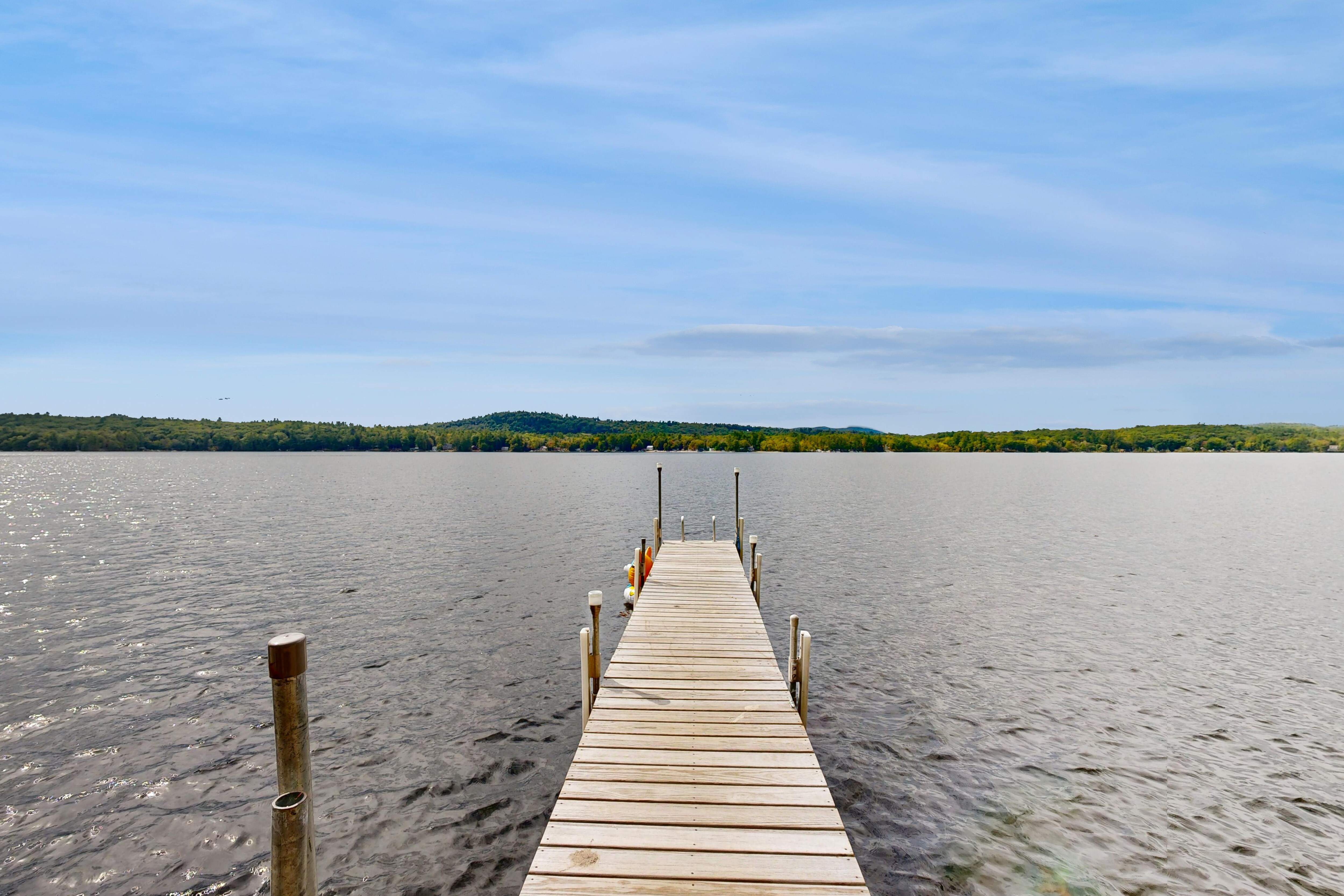 Property Image 2 - Happiness on Long Lake