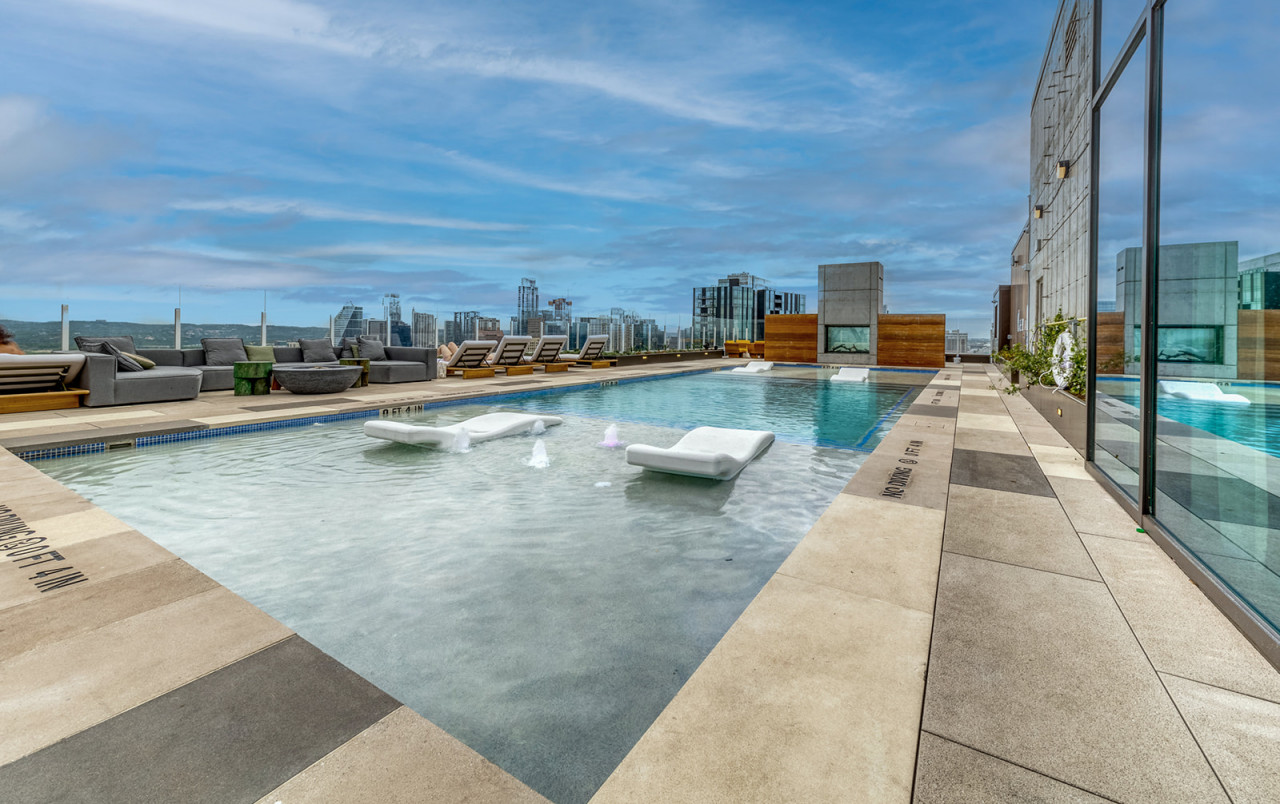 Property Image 1 - Frisco - Rainey Street Condo - Rooftop Pool - Downtown River View