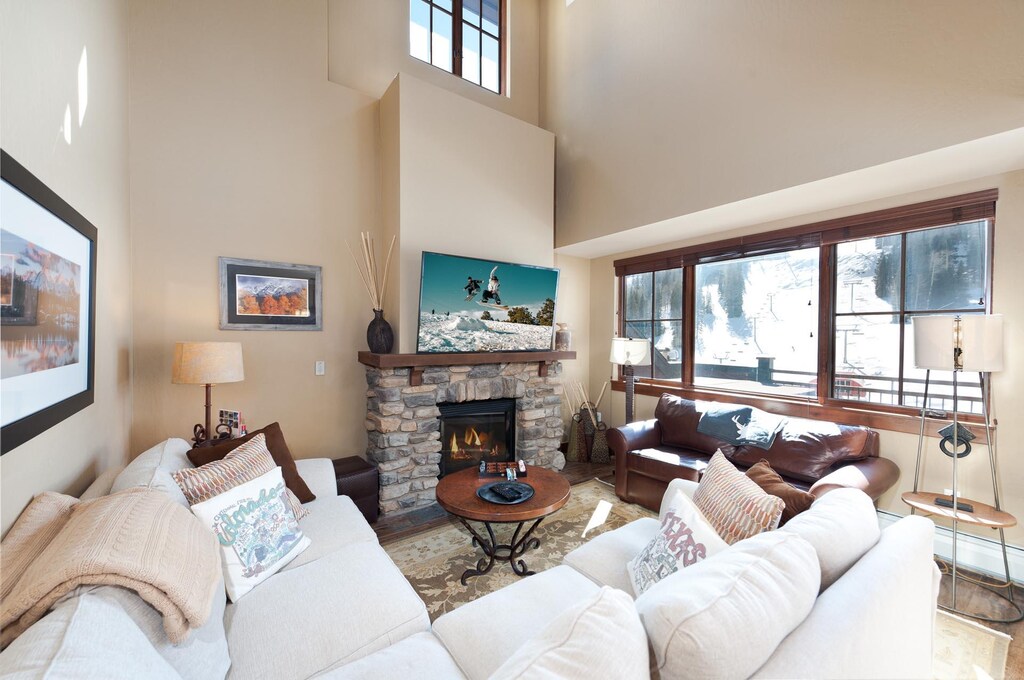 Main Living Space (TV and Gas Fireplace) and views of the slopes