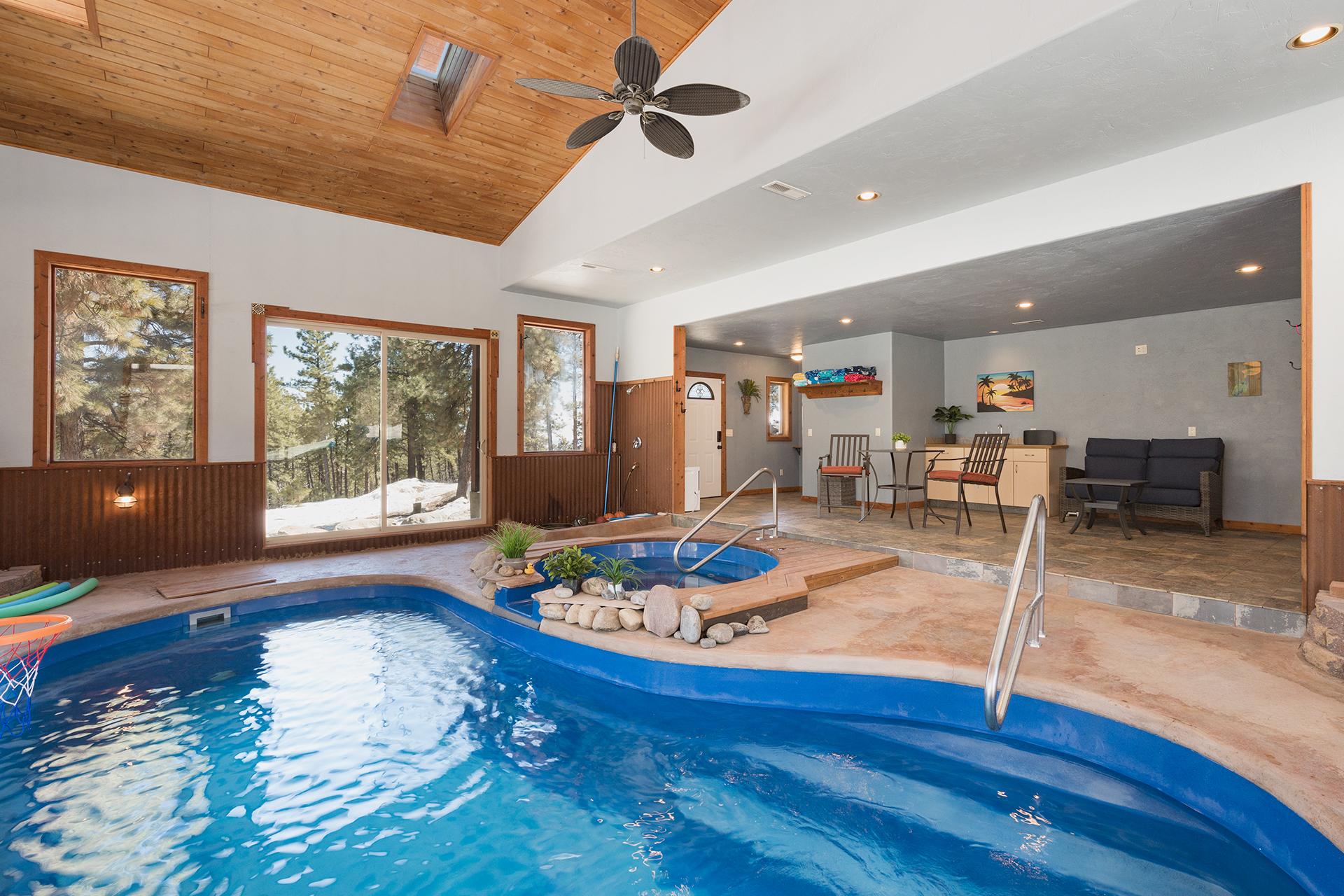 Indoor heated saltwater pool & hot tub