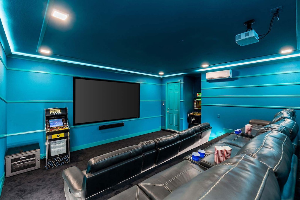 Private Theater w/ Reclining Chairs