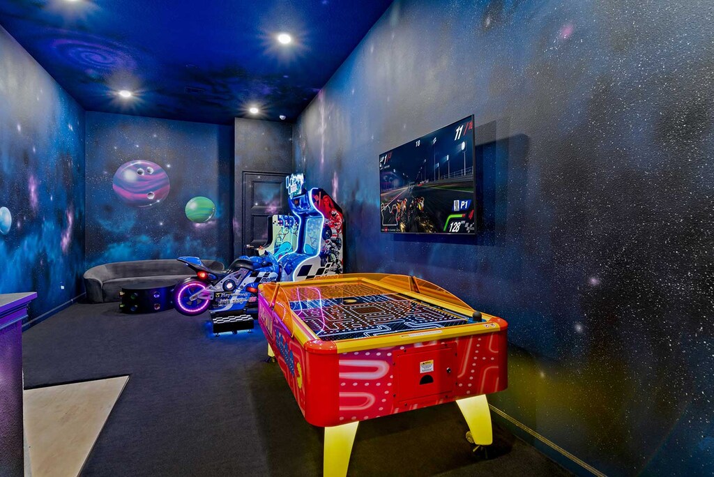 Arcade w/ Bowling Alley, Air Hockey Table and Basketball Game *Highlight*