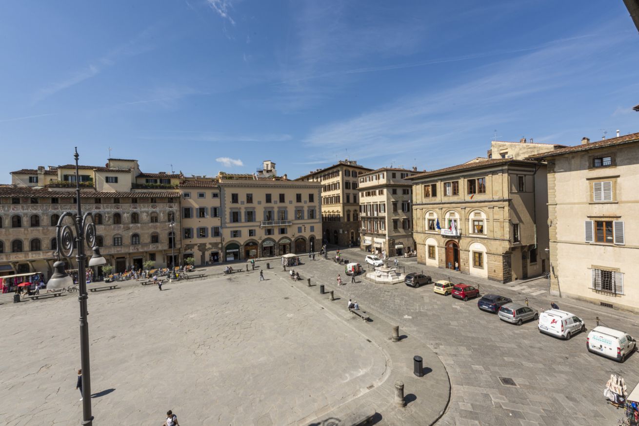 Property Image 2 - Cozy modern apartment in Piazza Santa Croce