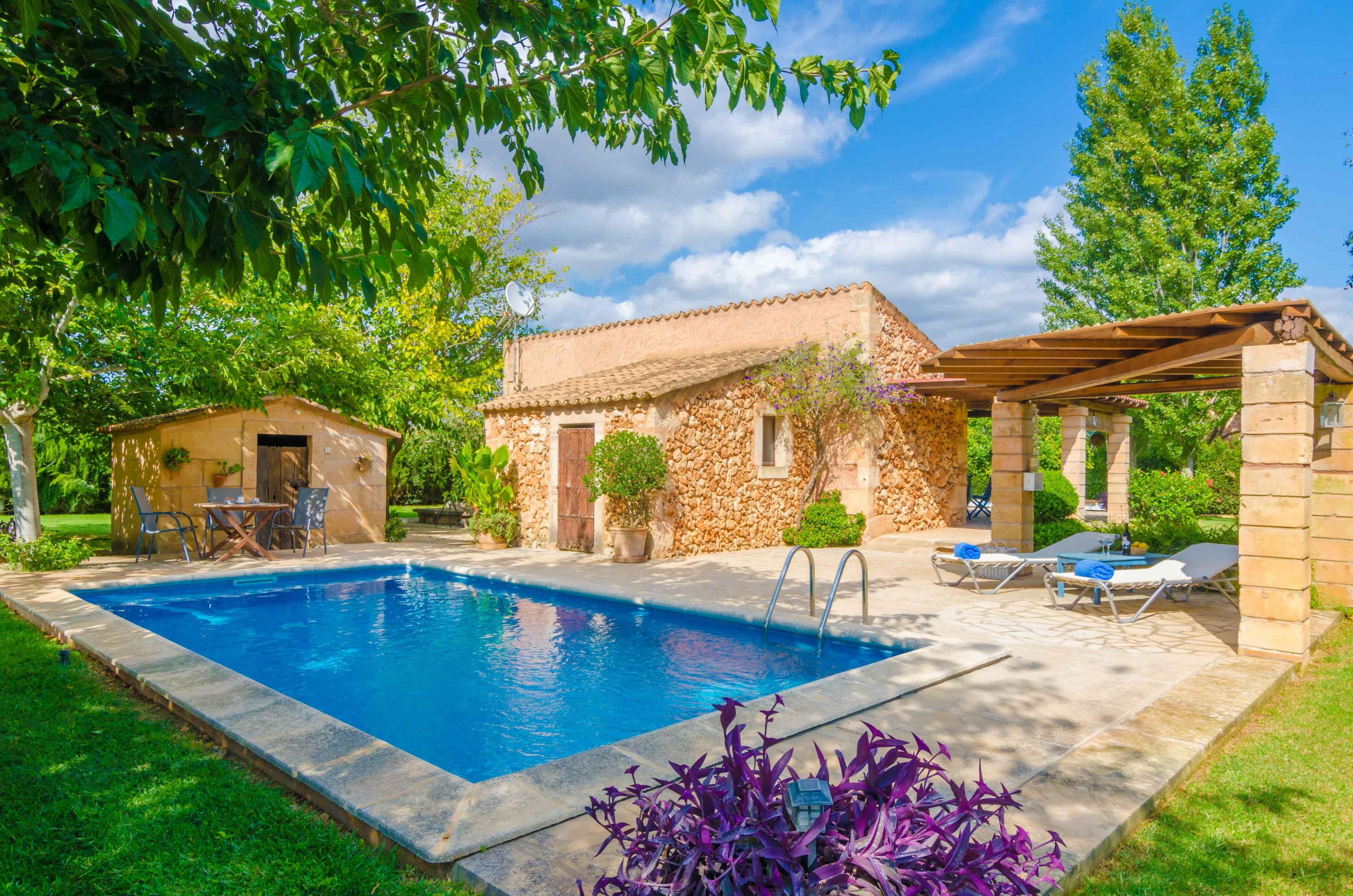 Property Image 1 - SES TENDES - Villa with private pool and beautiful garden. Free WIFI