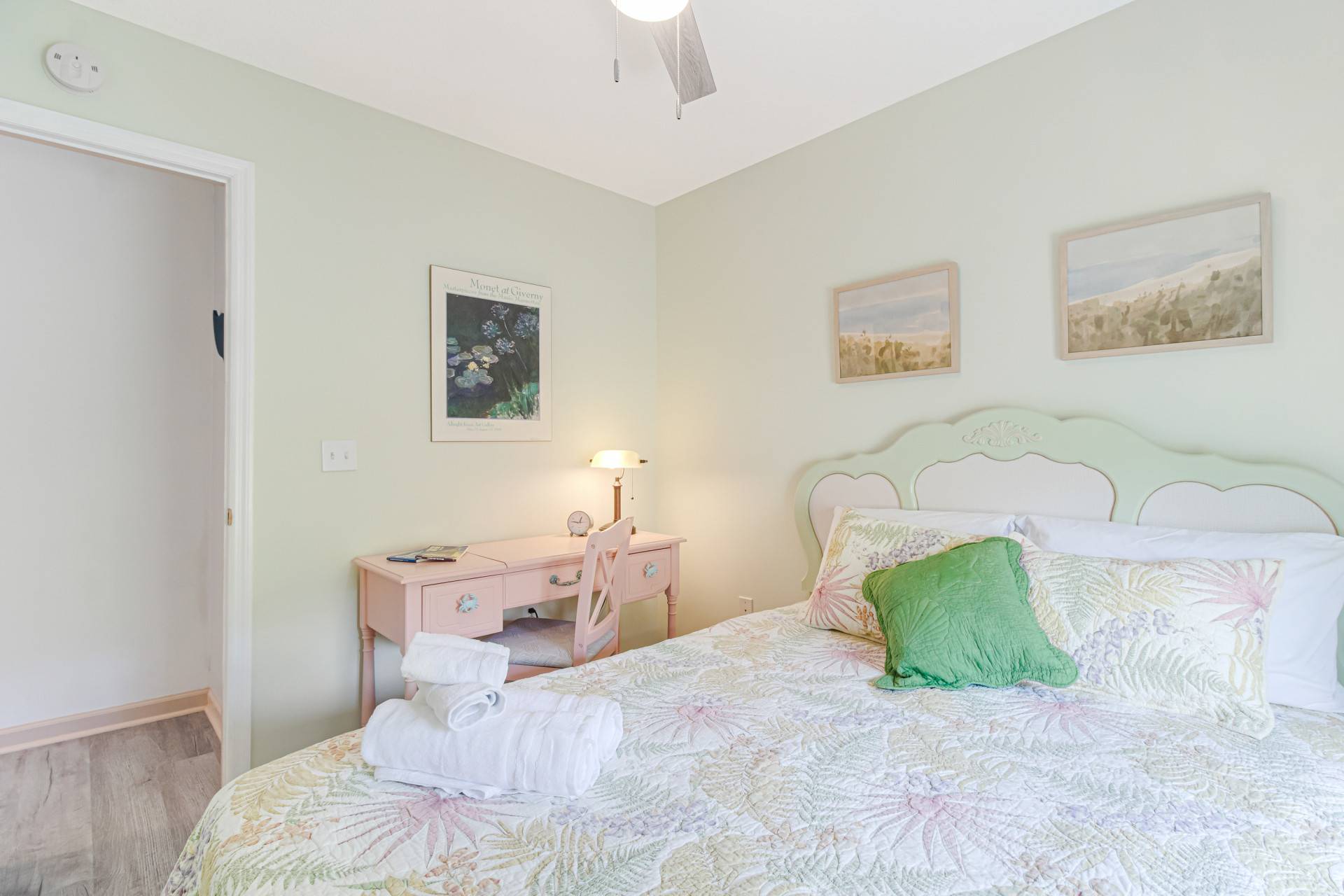 The Hairy Crab The Hairy Crab