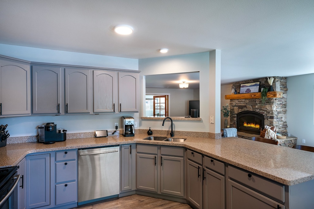 Open concept kitchen | Main Level