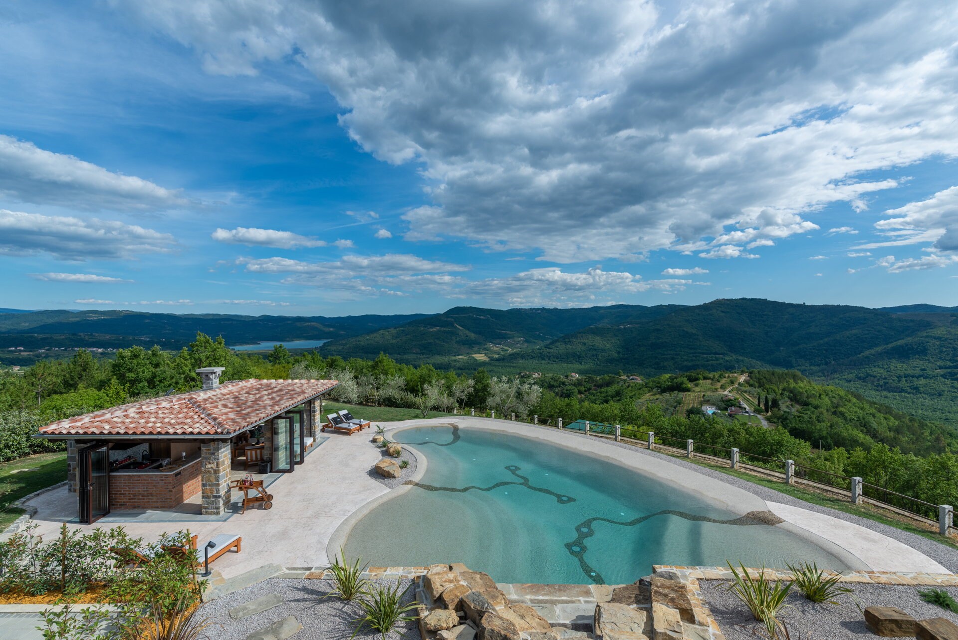 Property Image 2 - Villa Casa Lirio with Pool