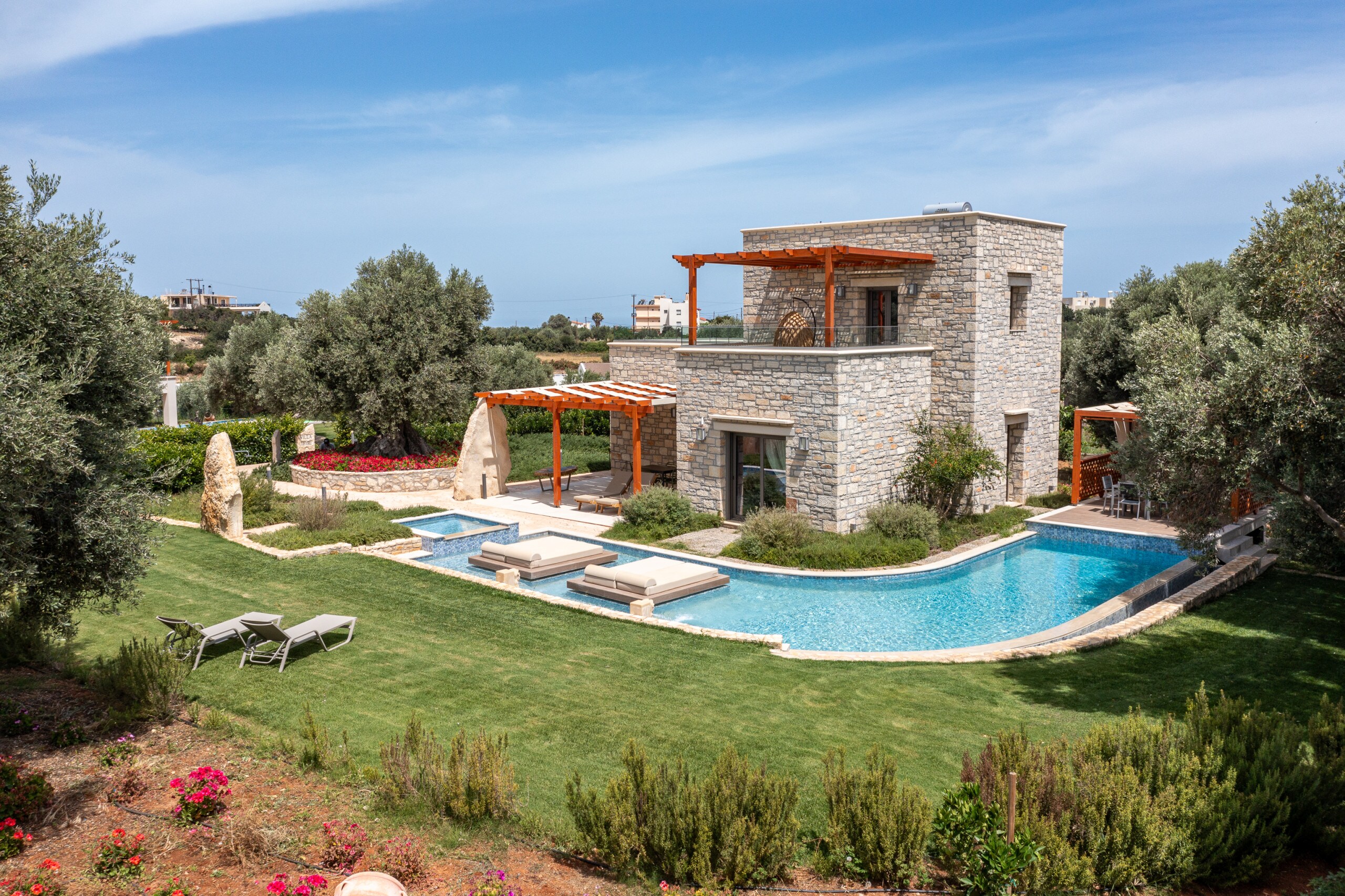 Property Image 1 - Rosemary 105sq.m. villa,Huge private pool,Garden,Plants,Near beach & taverns