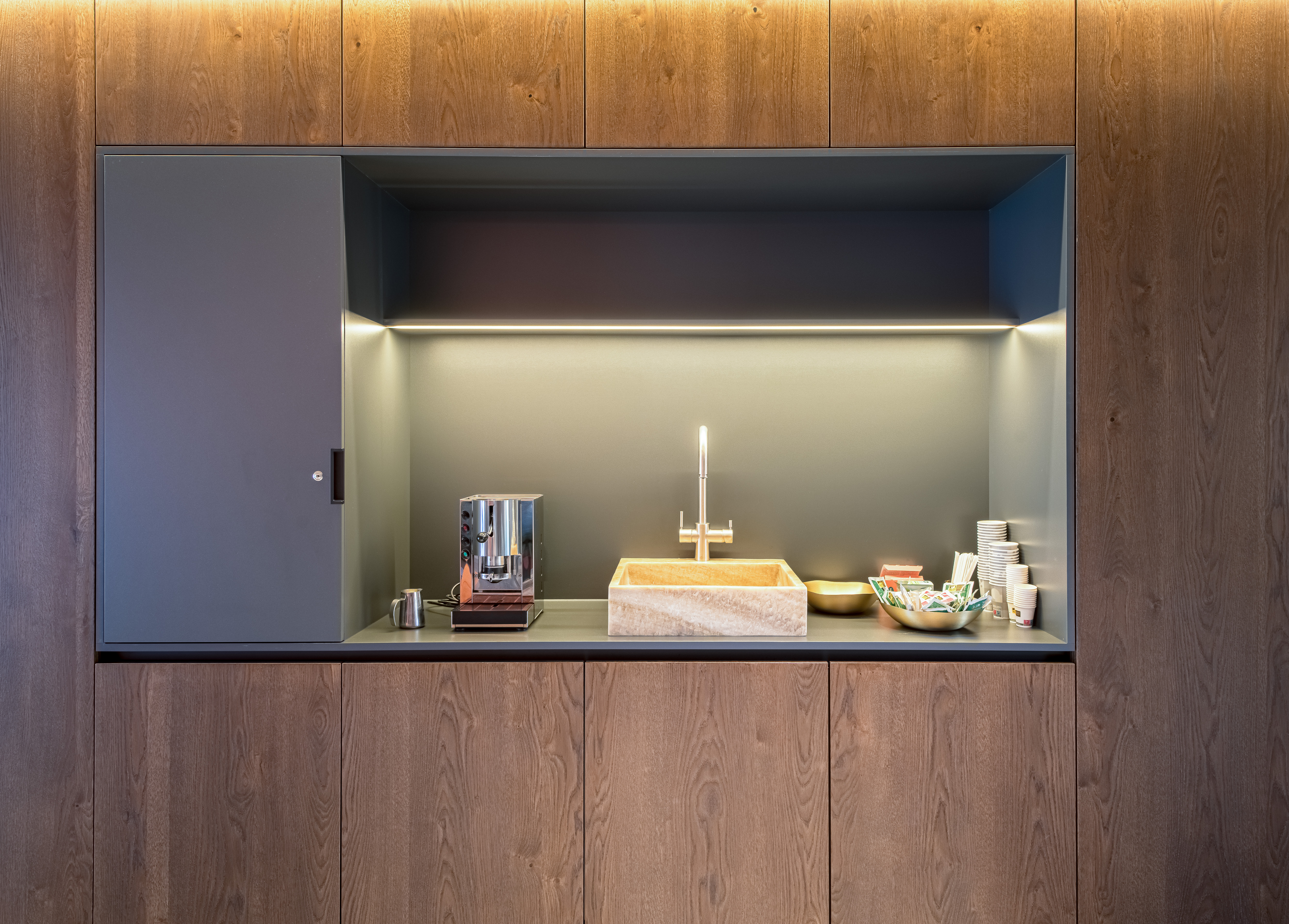 Modern Apartment with pool and wellness area