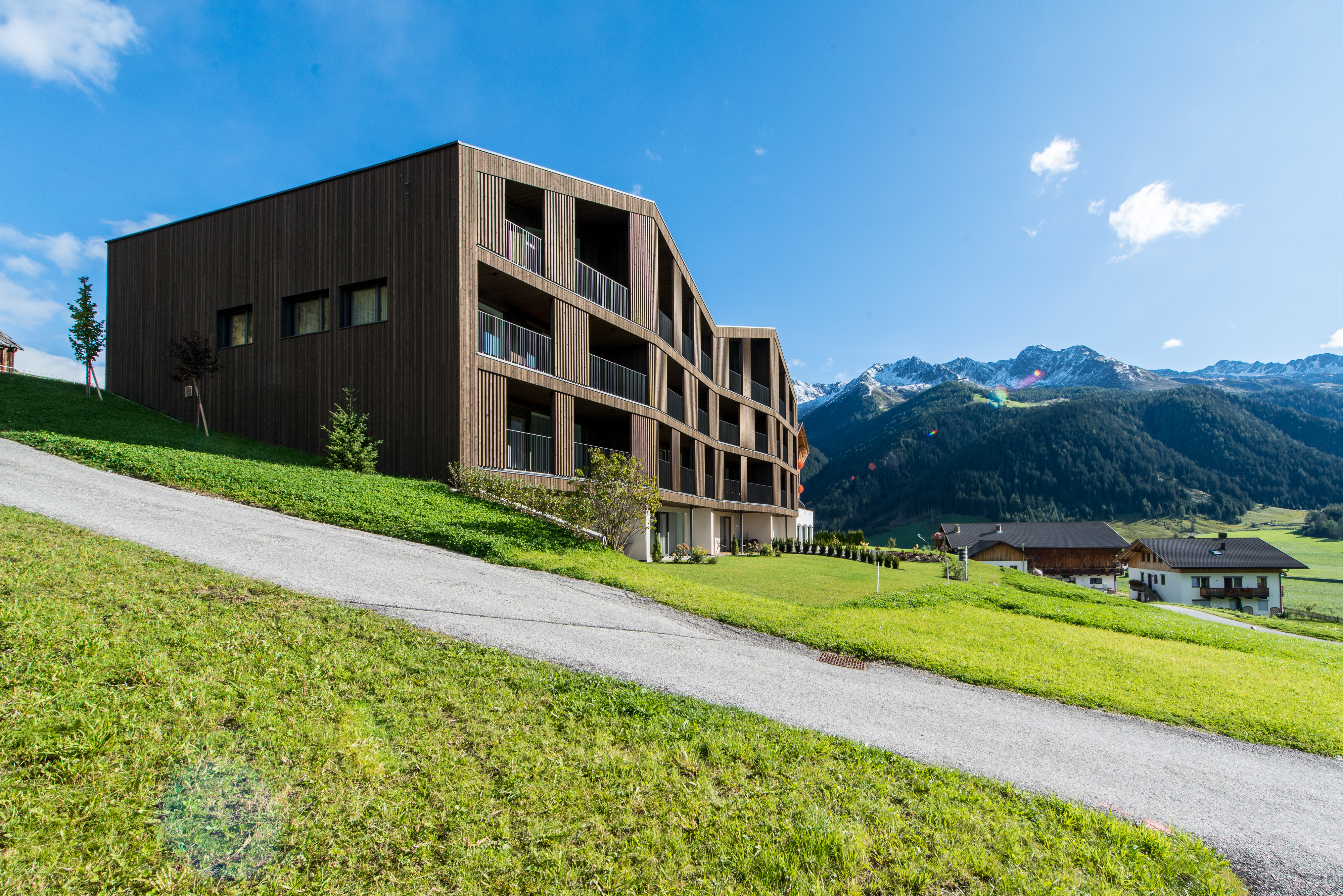 Luxury apartment with pool & dolomites view