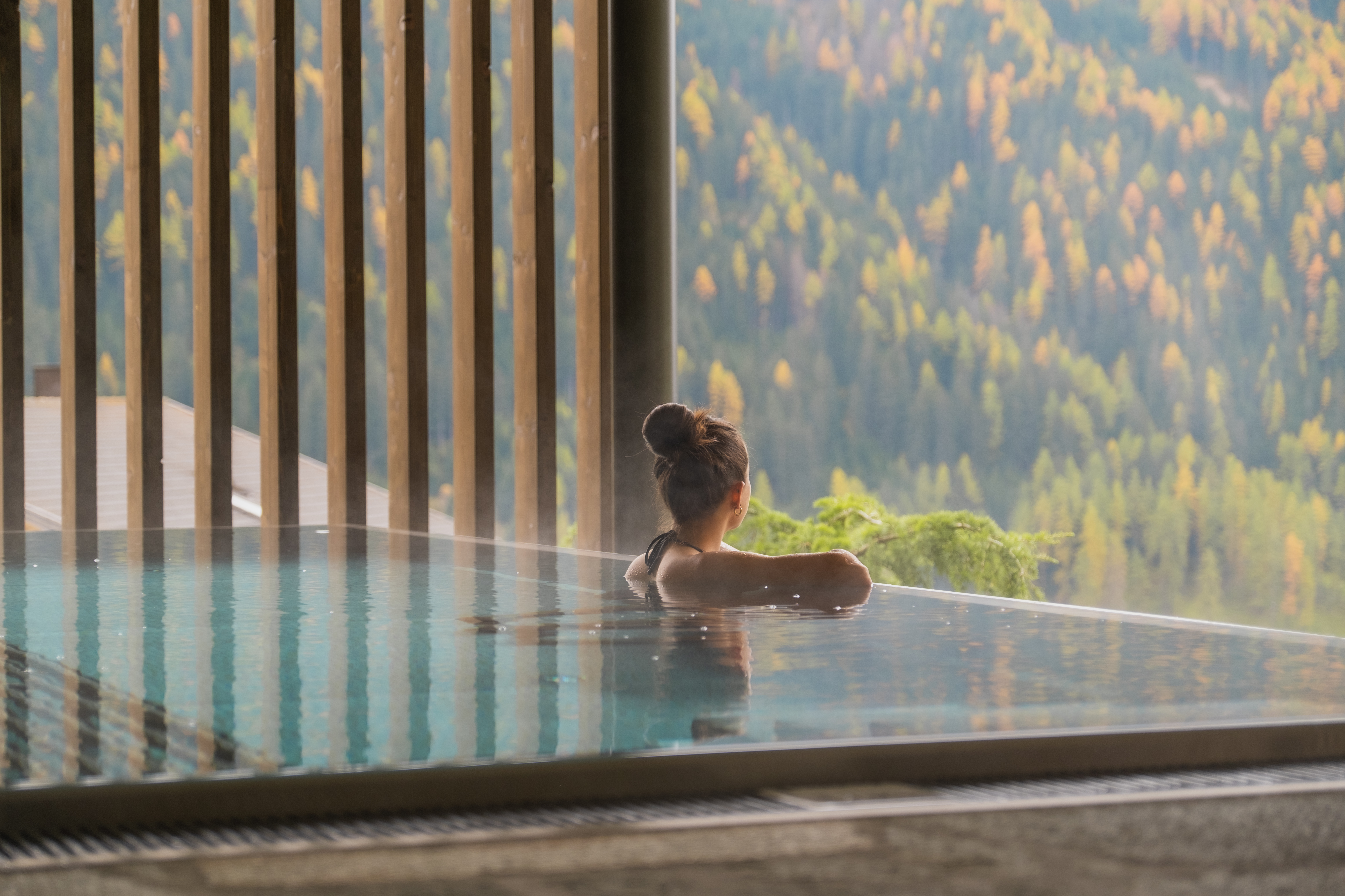 Luxury apartment with pool & dream view