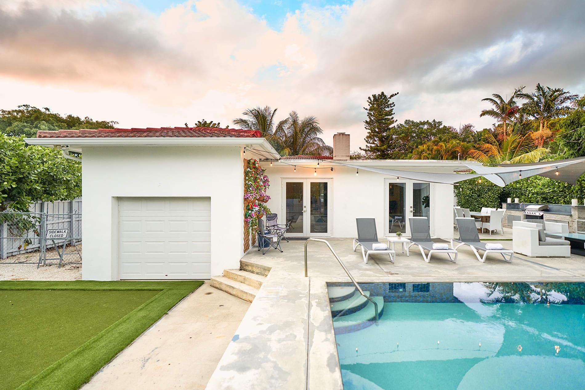 Property Image 1 - Wonderful Oasis Villa w/Pool+Terrace+Mini Golf