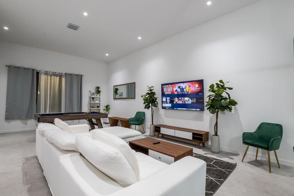 Property Image 2 - Fresh Villa | Billiards+Terrace w/Grill+Smart TV
