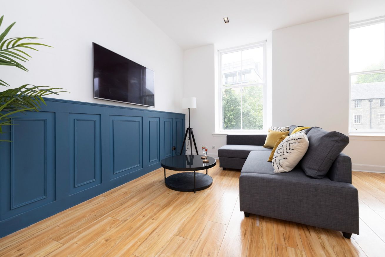 Property Image 1 - Glamorous 1-bed Apt overlooking Grassmarket