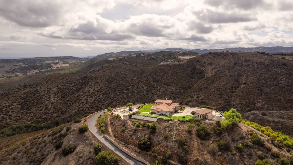 Your Temecula mountain top escape.