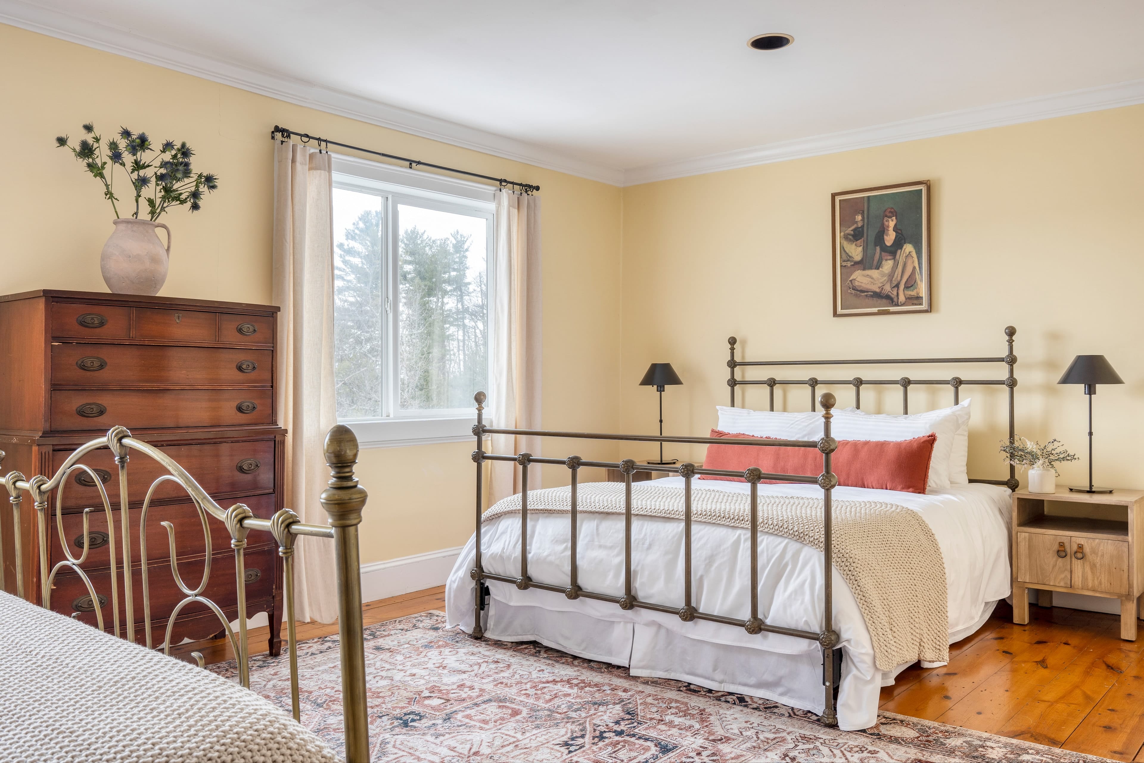 Bedroom 9 features two queen beds.