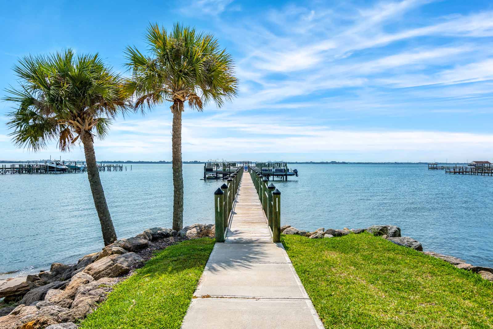 Walkway to Indian River