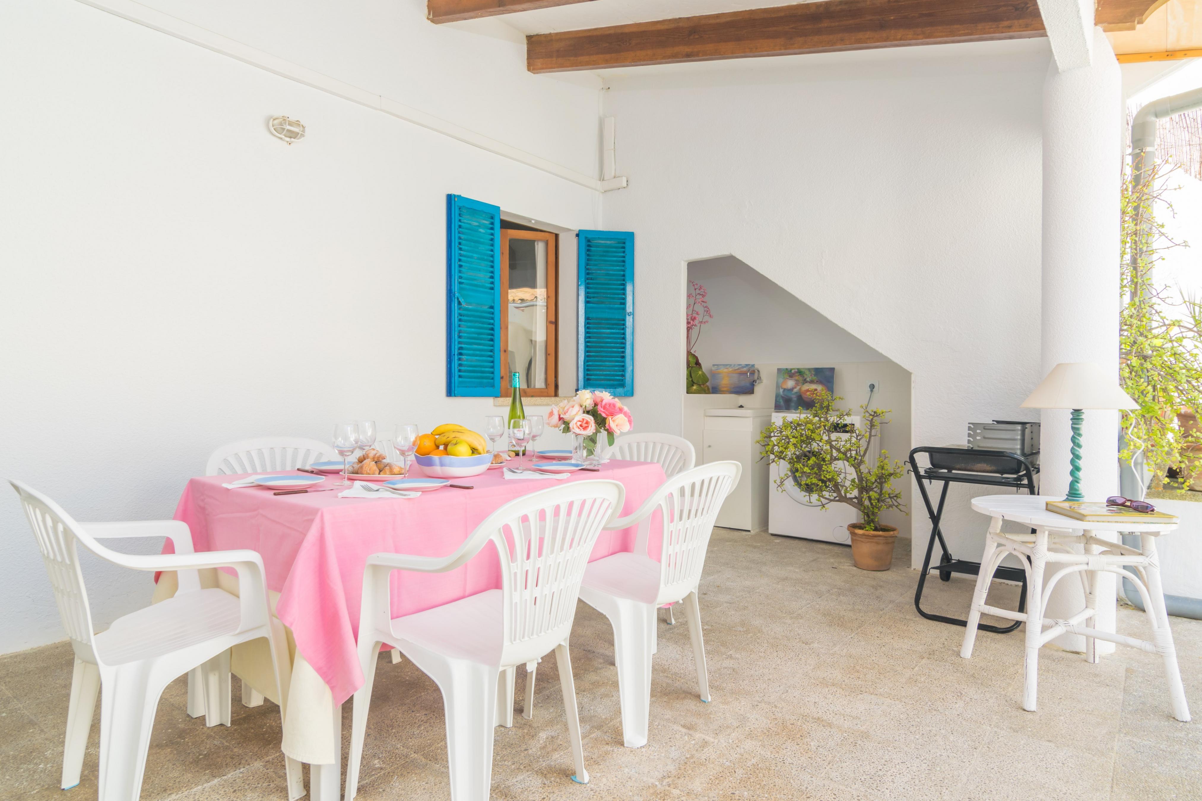 Property Image 2 - CAN BOERES - Charming house 120 metres from the beach in Can Picafort. Free WiFi