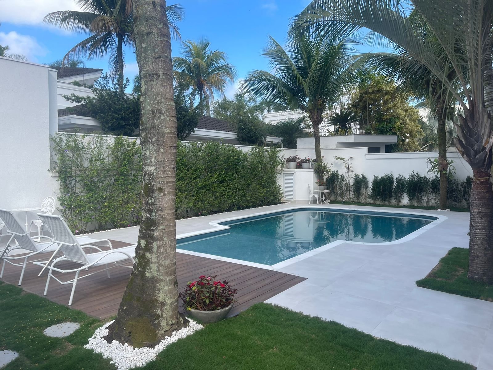 Property Image 1 - House with pool, balcony and leisure in a condo